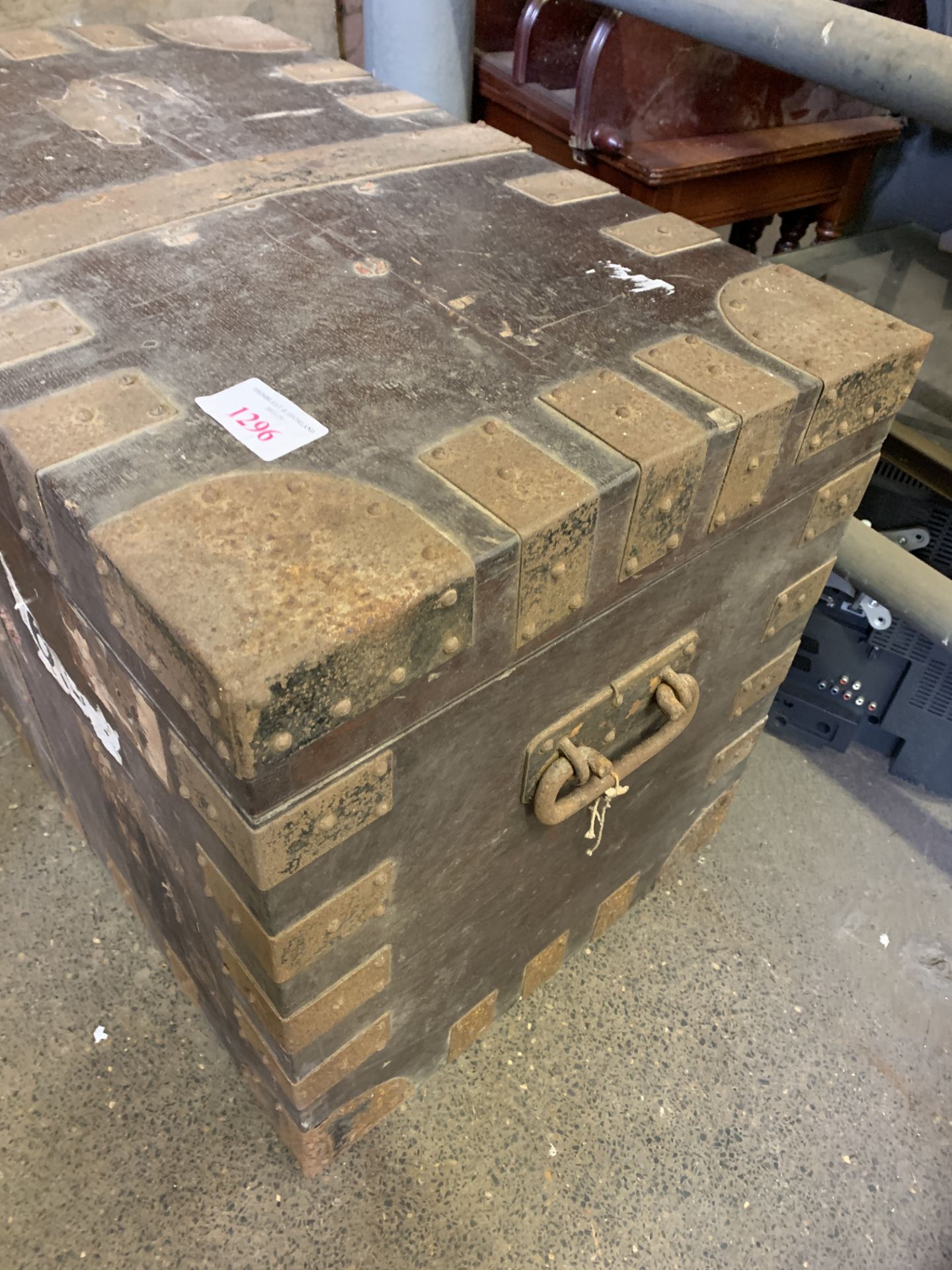 Oak metal bound chest by Army & Navy - Image 2 of 6