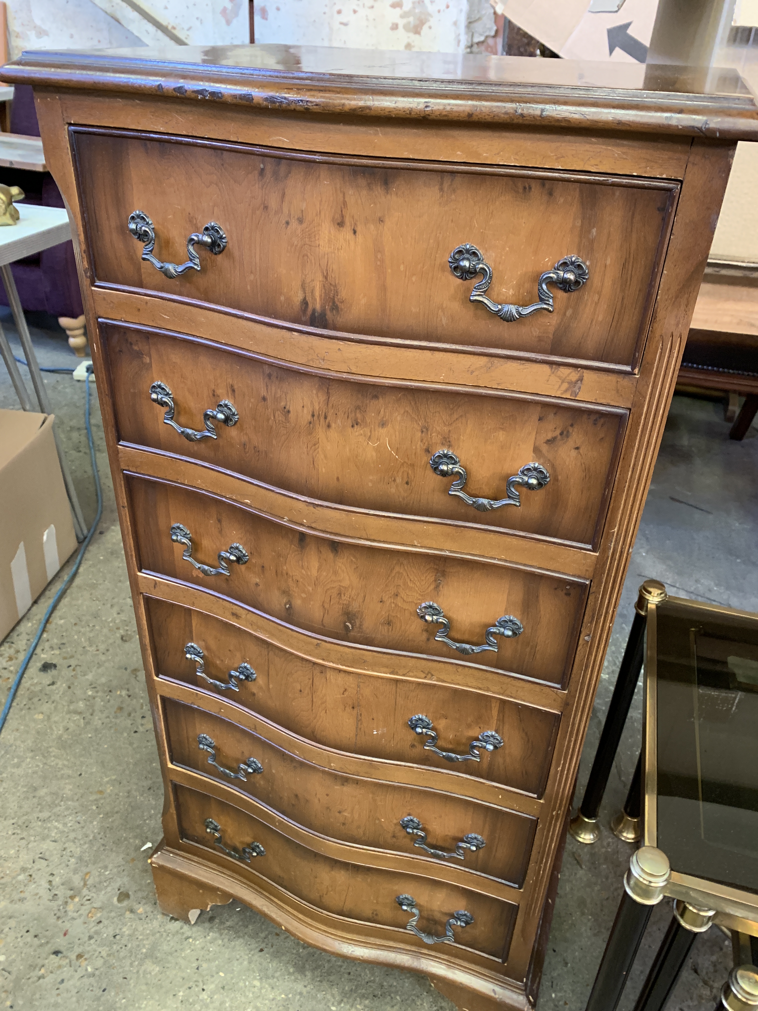 Yew wood bow fronted chest of six drawers with brass handles. - Image 3 of 4