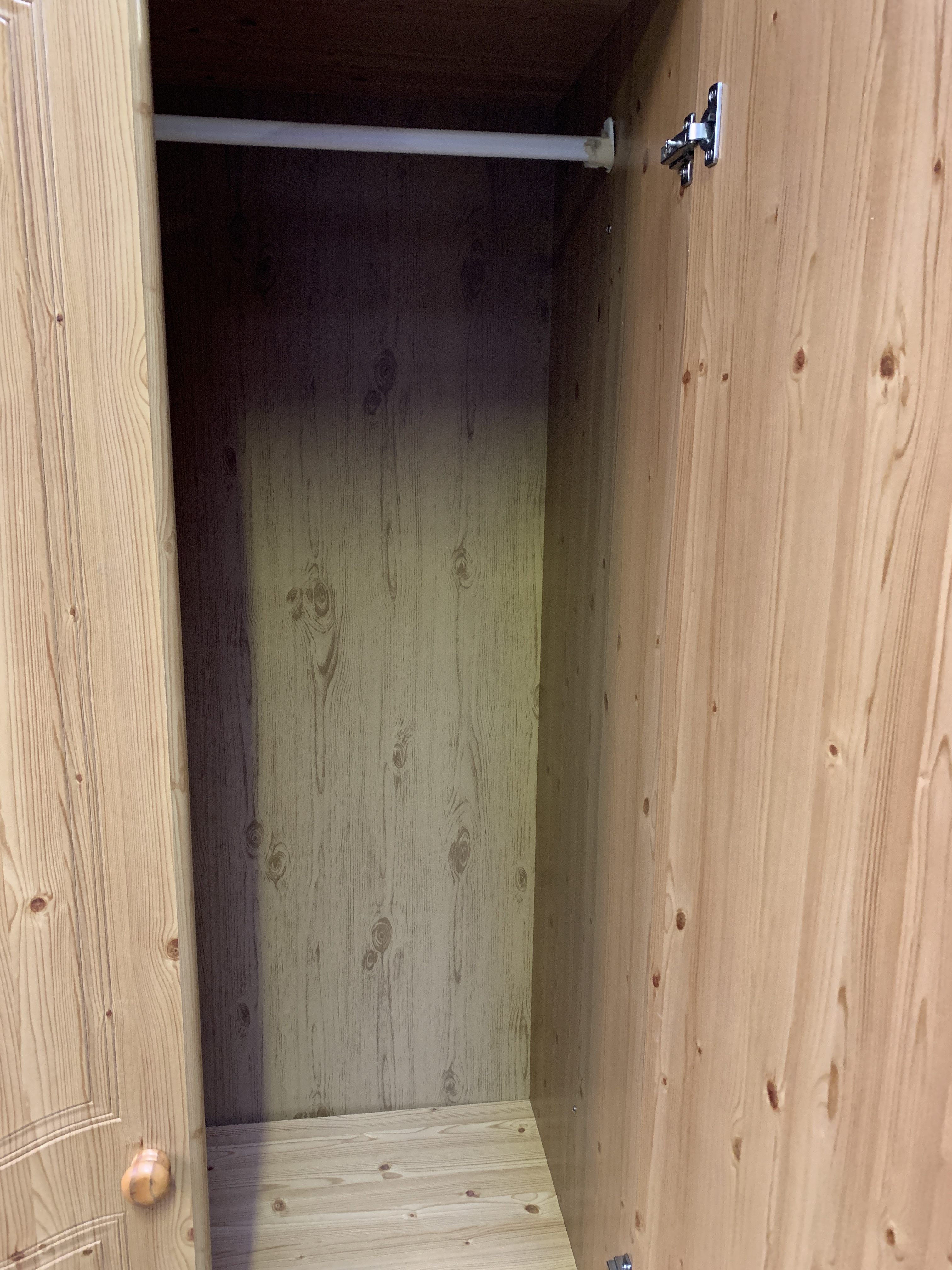 Pine triple wardrobe. This item carries VAT. - Image 2 of 3