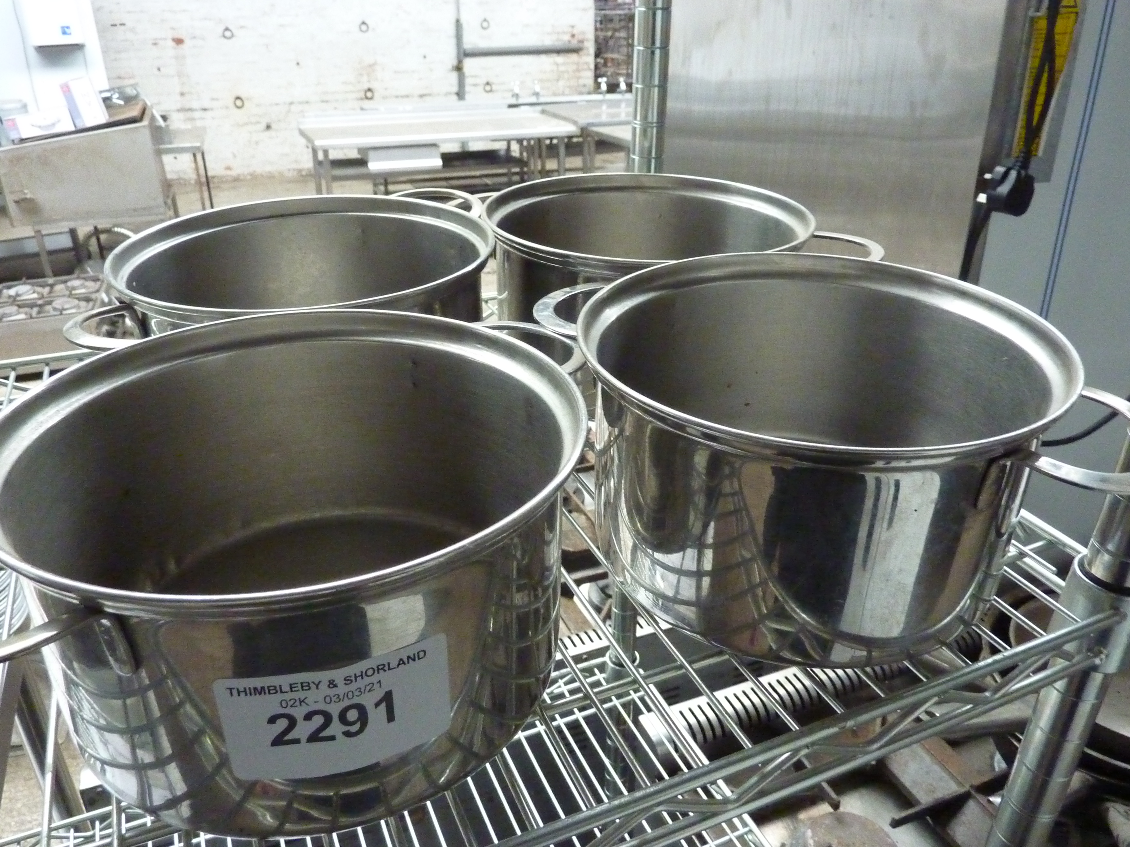 Four cooking pots
