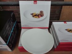 Three boxes of Ruhn Rikon two piece set 30cms steak plates.