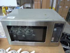 Amana commercial microwave