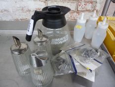 Table clips, pourers and coffee pot