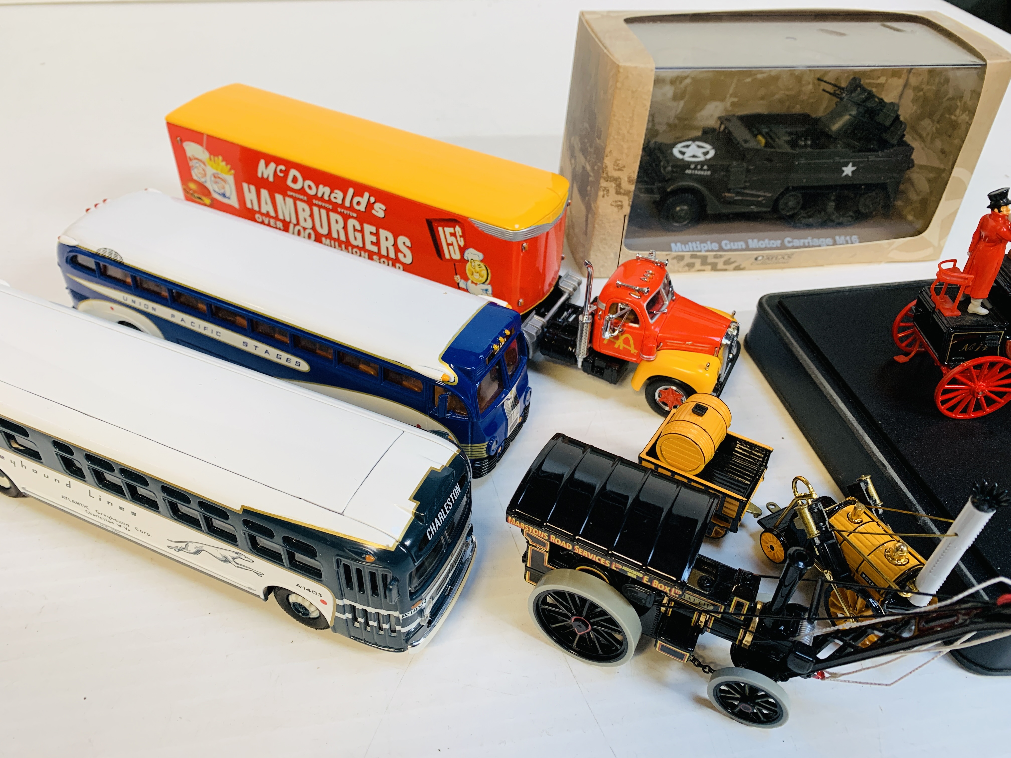 Eight assorted model vehicles - Image 3 of 4