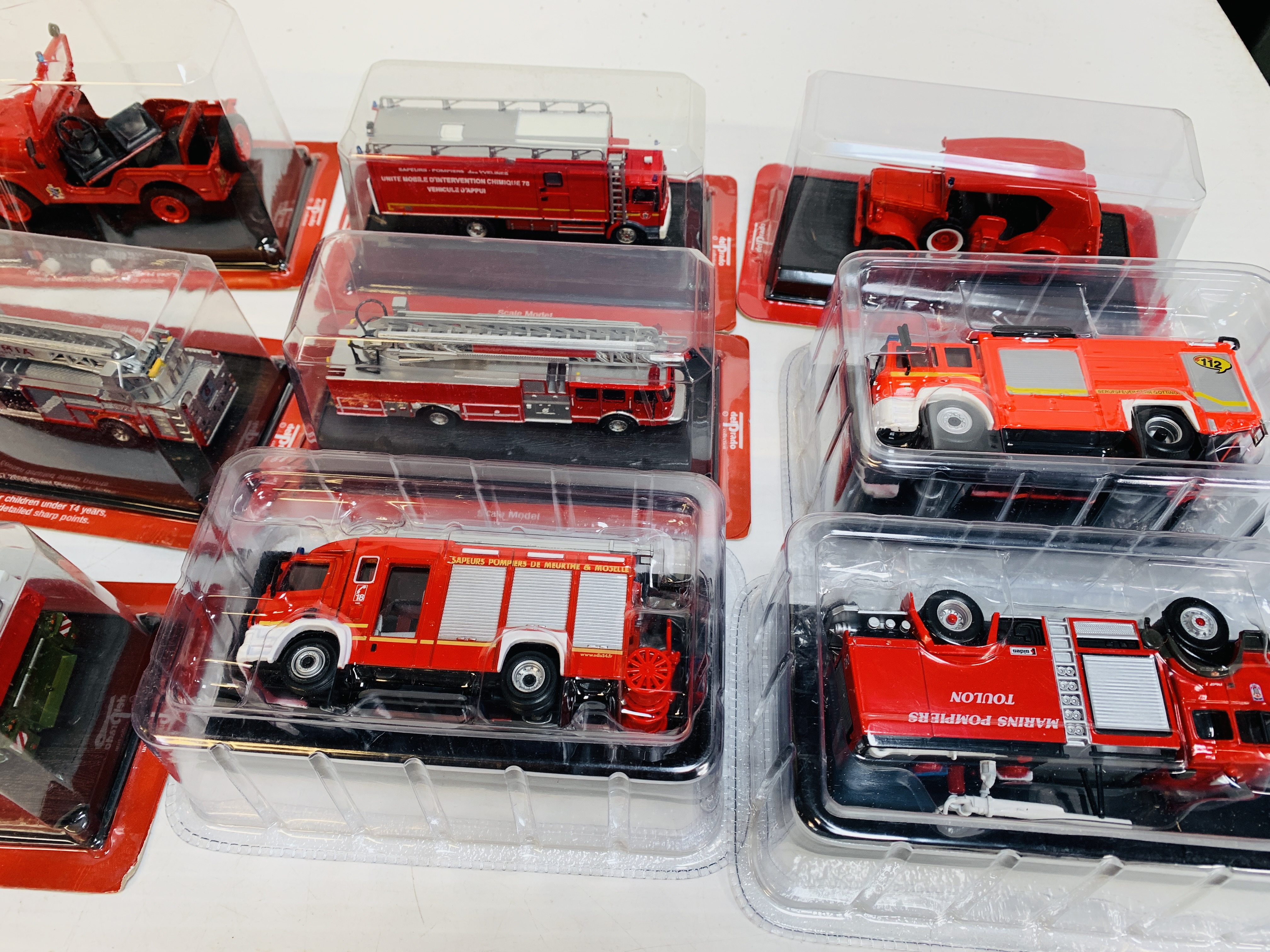 Twelve boxed Del Prado fire fighting vehicles - Image 3 of 4