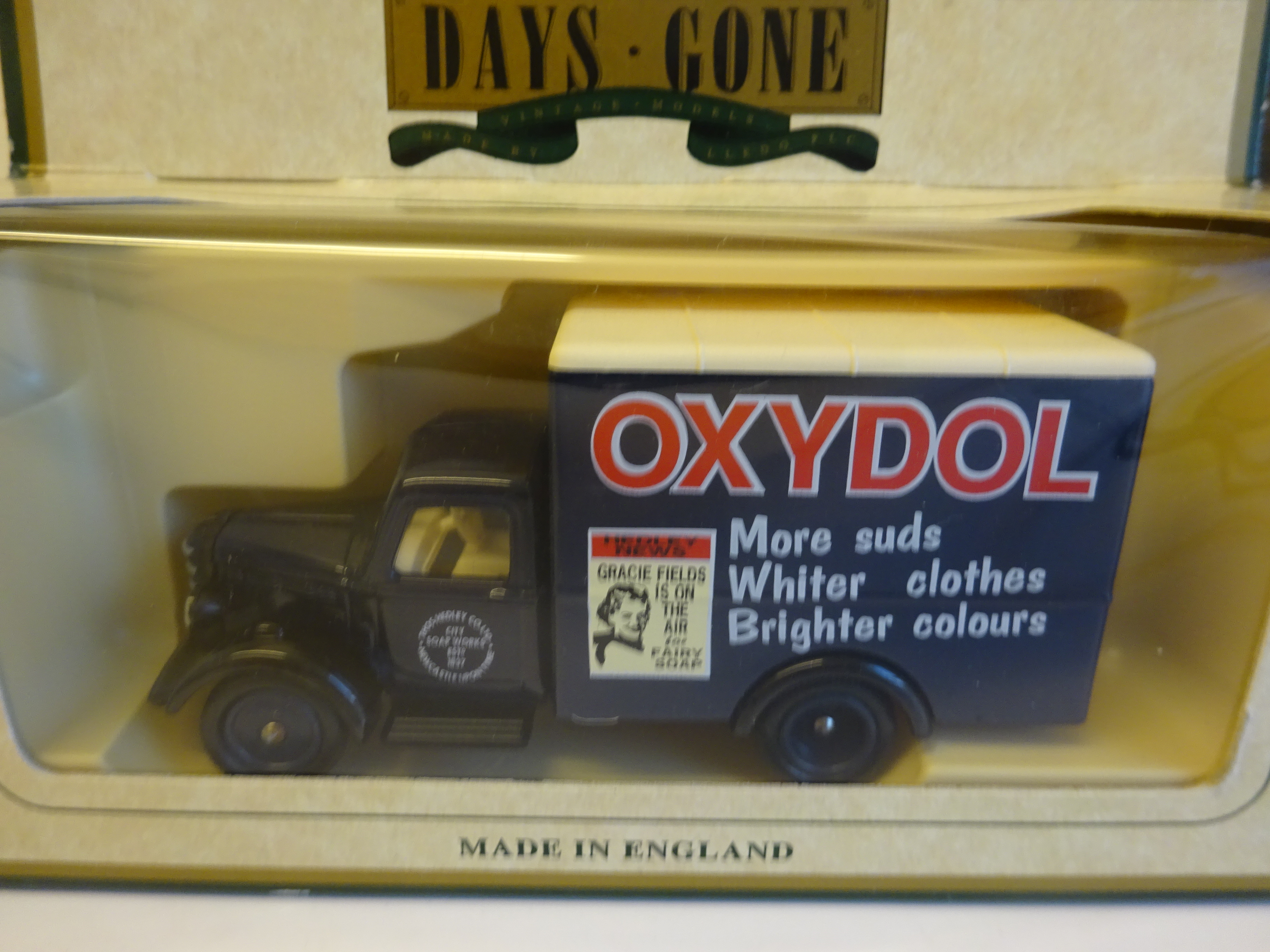 10 x Days Gone commercial vehicles - Image 9 of 10