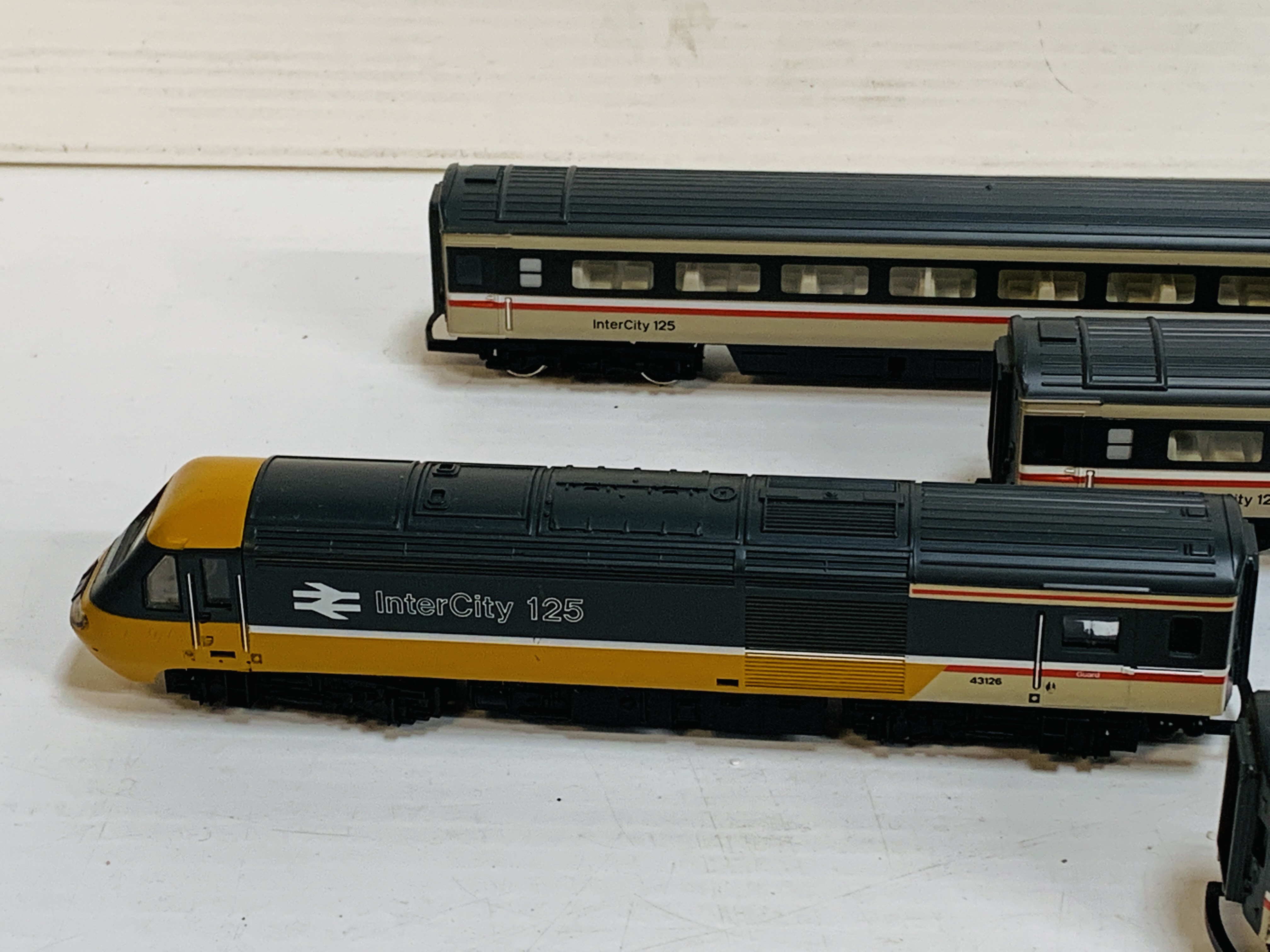 Hornby Intercity 125 set - Image 3 of 3