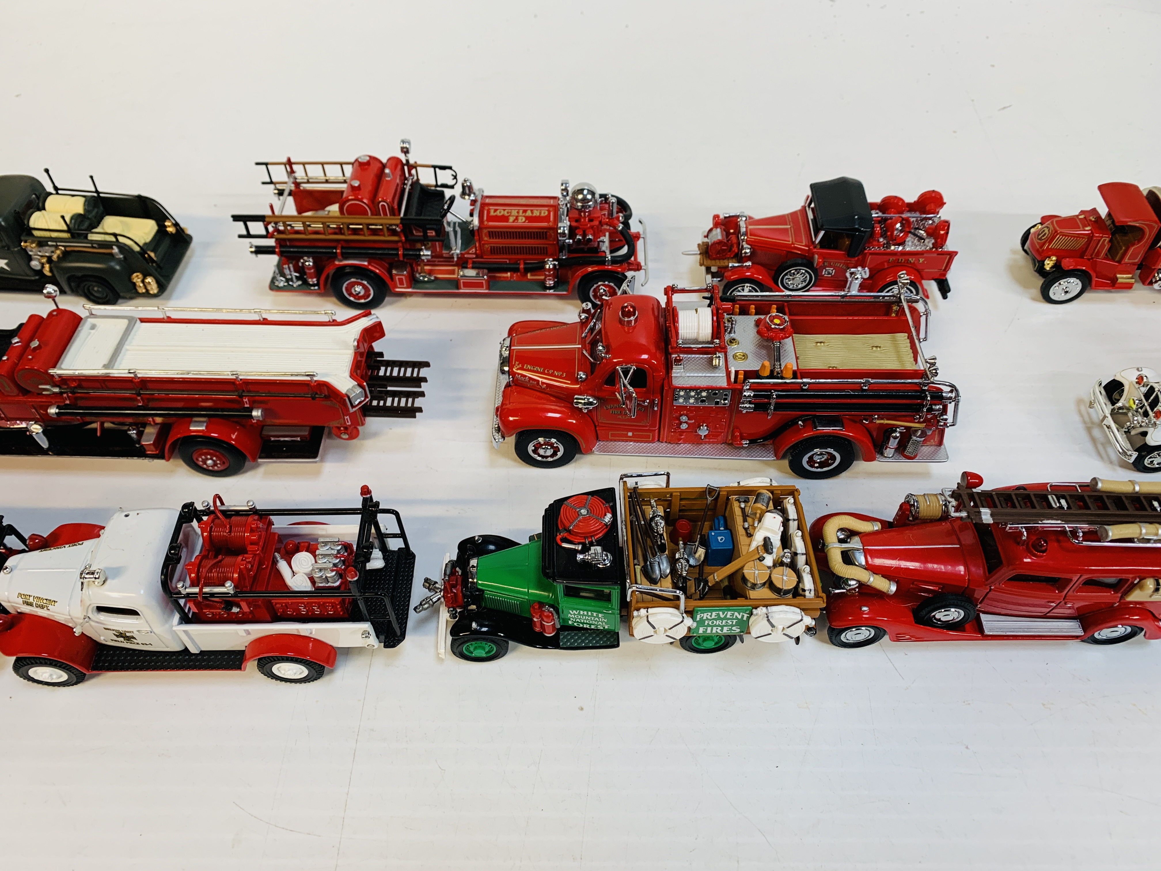 Twelve assorted fire fighting vehicles. - Image 4 of 4