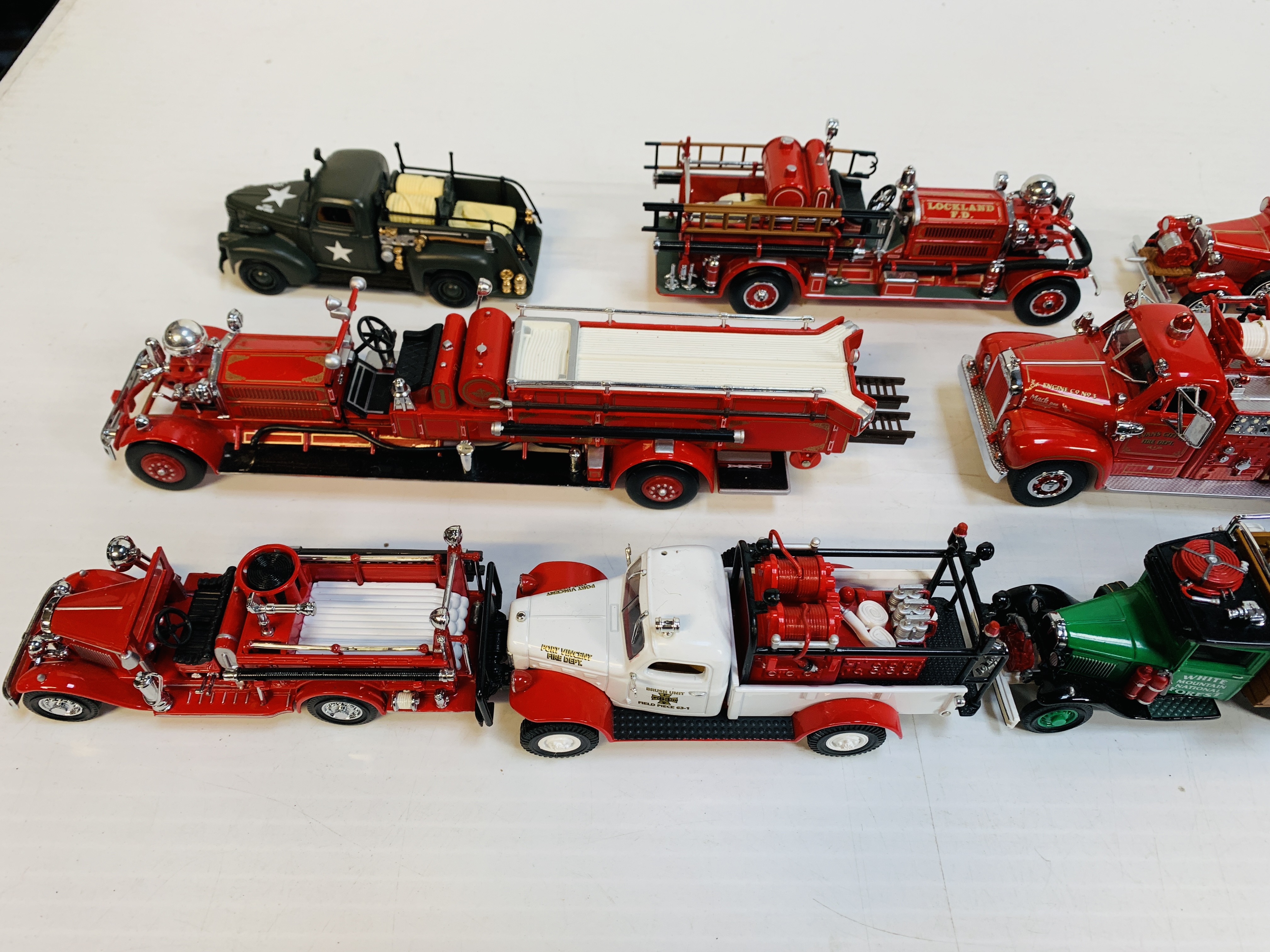 Twelve assorted fire fighting vehicles. - Image 3 of 4