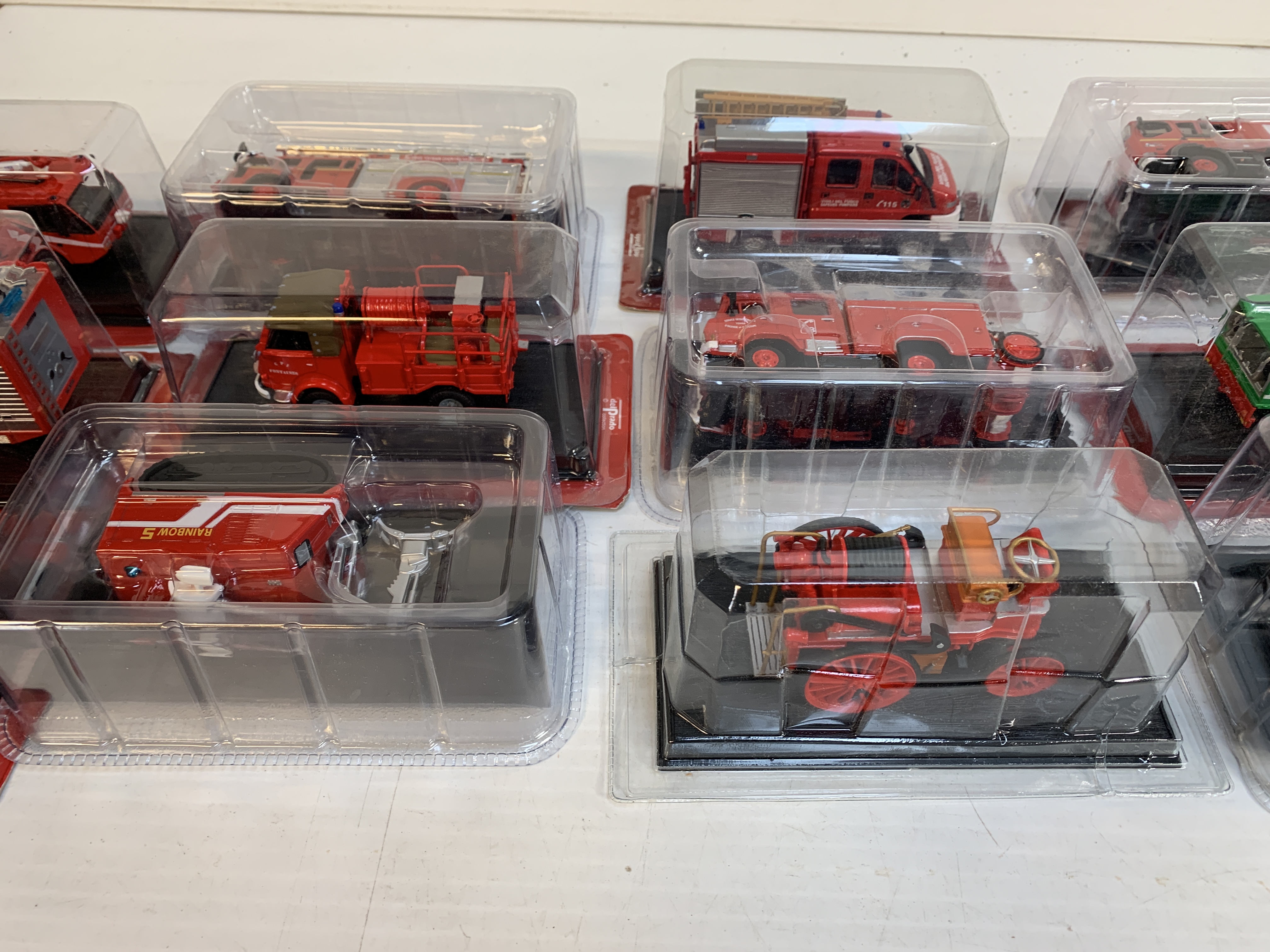 Twelve boxed Del Prado fire fighting vehicles - Image 4 of 4