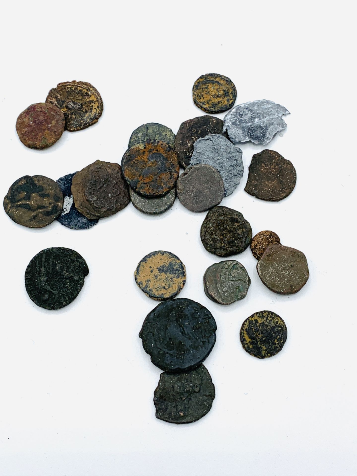 Twenty-three assorted Roman coins