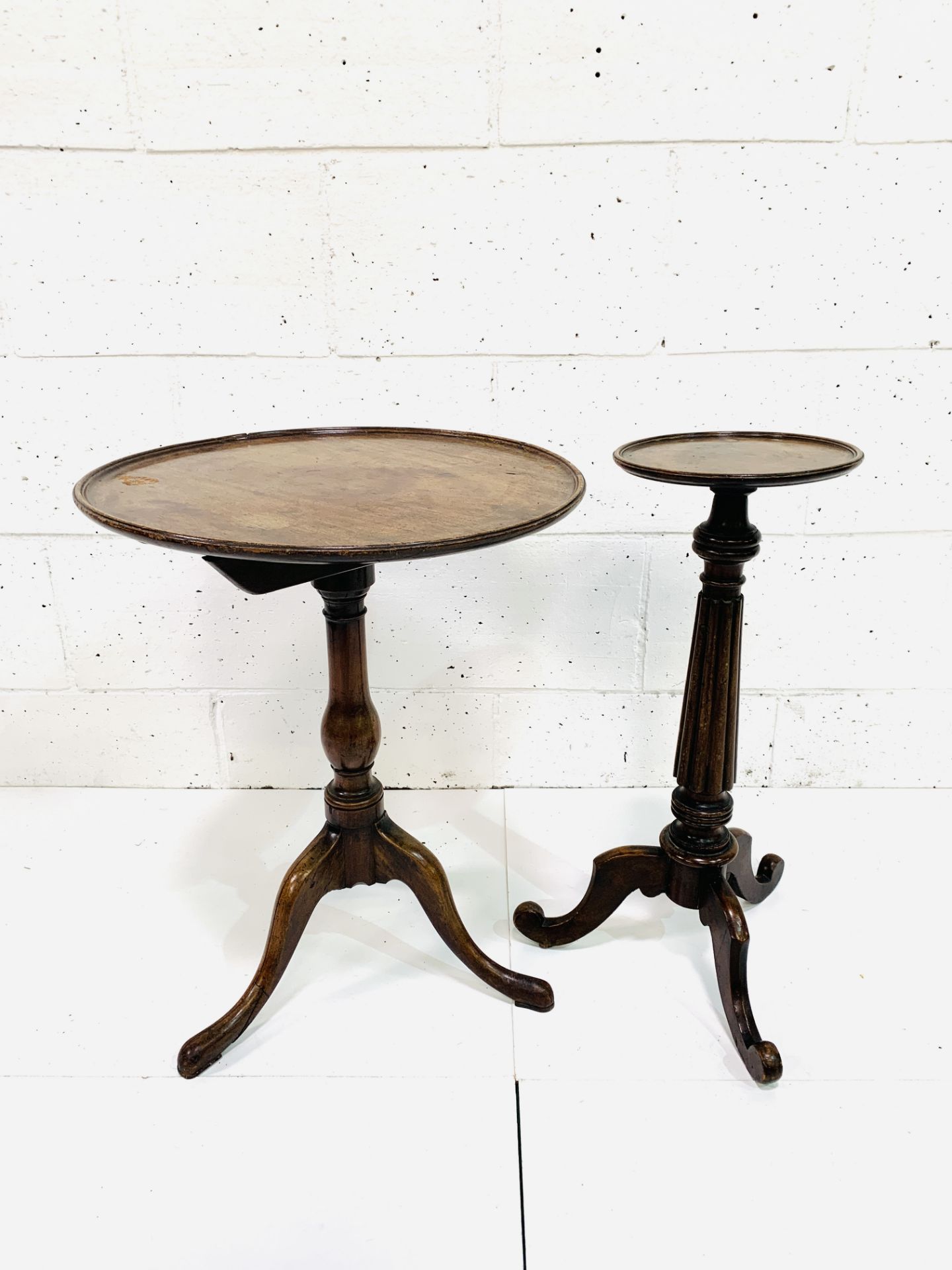 Georgian mahogany wine table and 2 others - Image 3 of 10