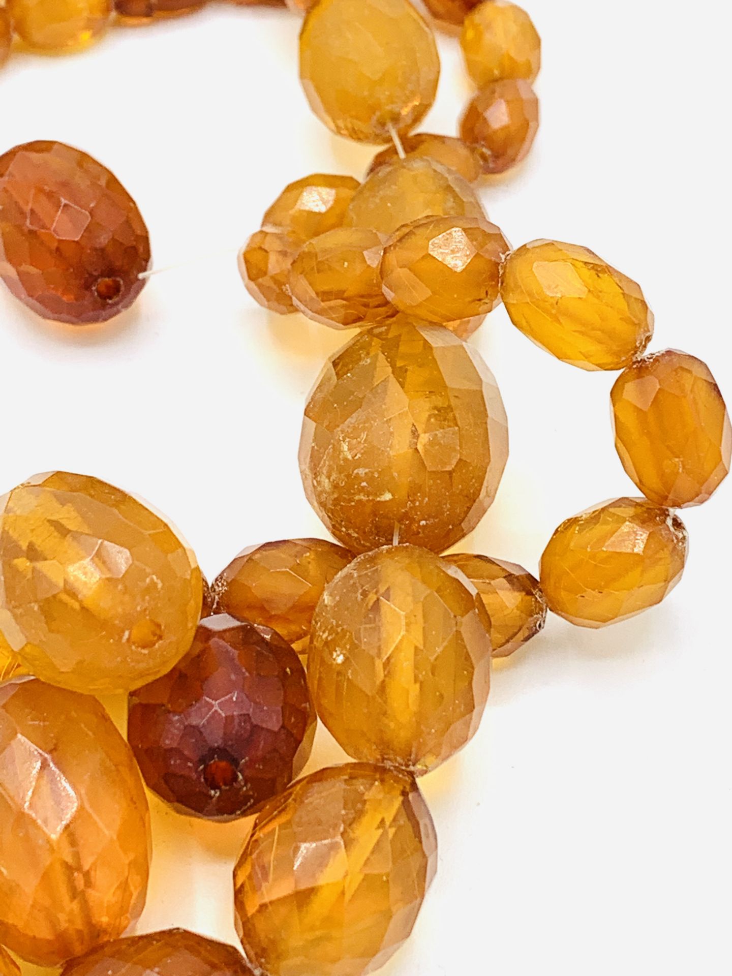 Cognac amber beads, faceted and graduated - Image 3 of 3
