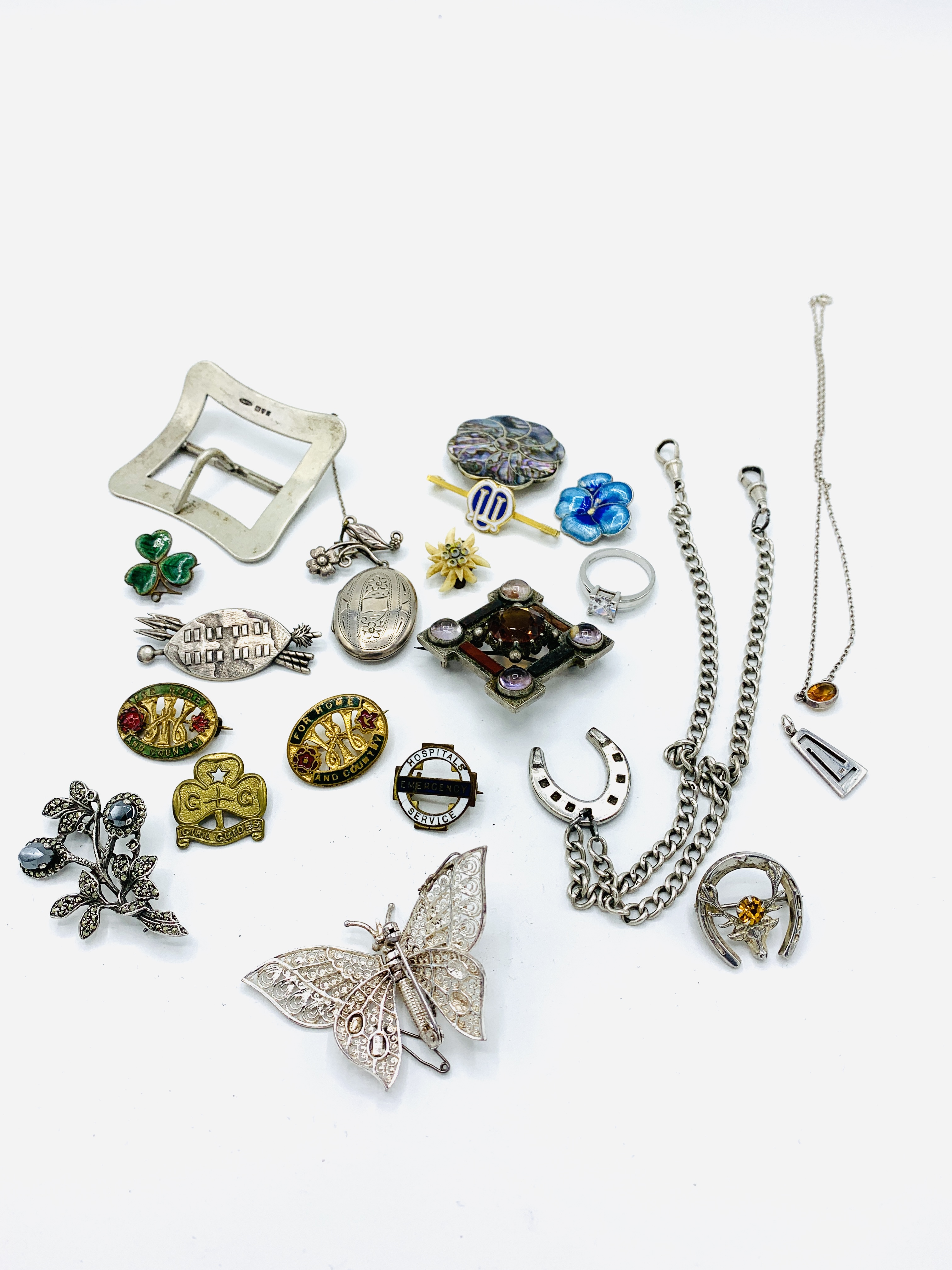 A quantity of silver and white metal jewellery