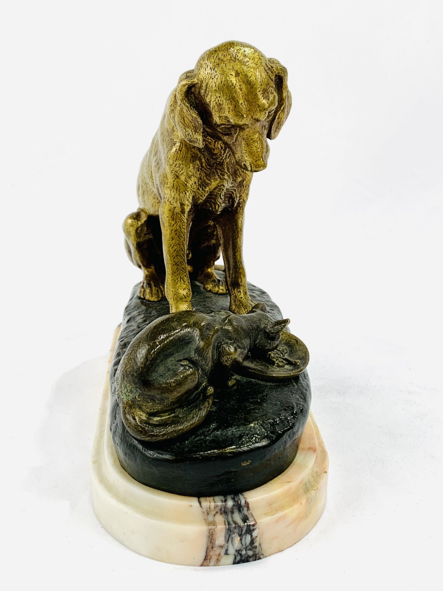 Brass/bronze figure of a dog sitting over a cat eating from a dish, signed A de Gericke - Image 5 of 5