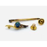 15ct gold stock pin, a 9ct gold stud and an opal doublet set brooch