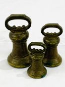 Three Avoir bell proof weights: 7lbs, 4lbs and 2lbs; together with 3 other bell proof weights