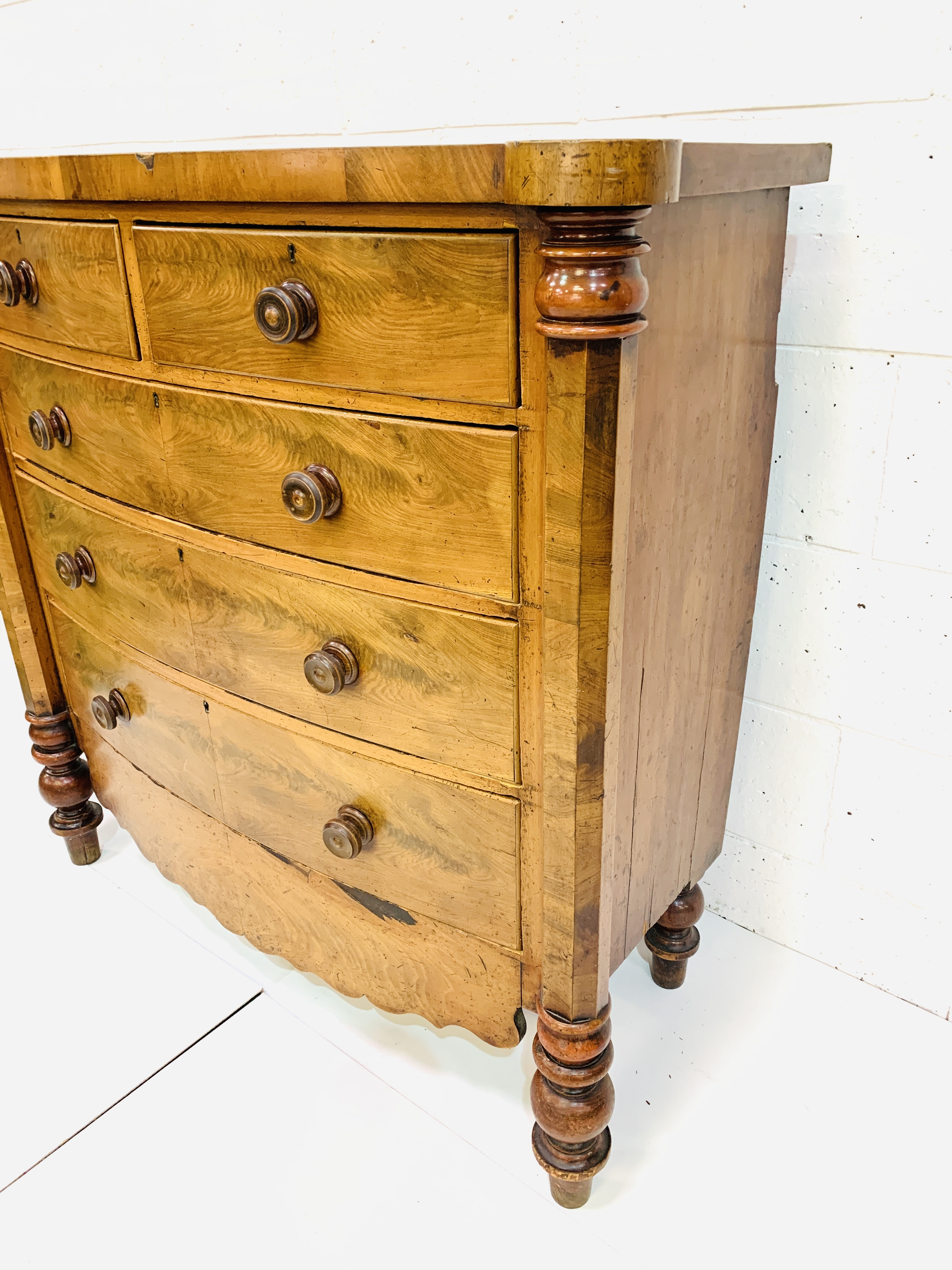 Victorian mahogany veneer Scotch chest of drawers - Image 4 of 8