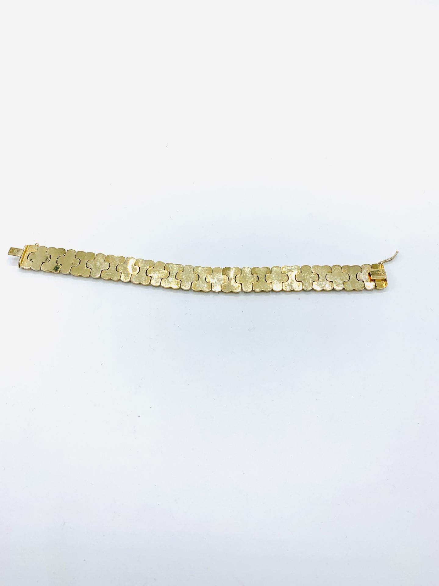 750 white and yellow gold link bracelet - Image 5 of 5