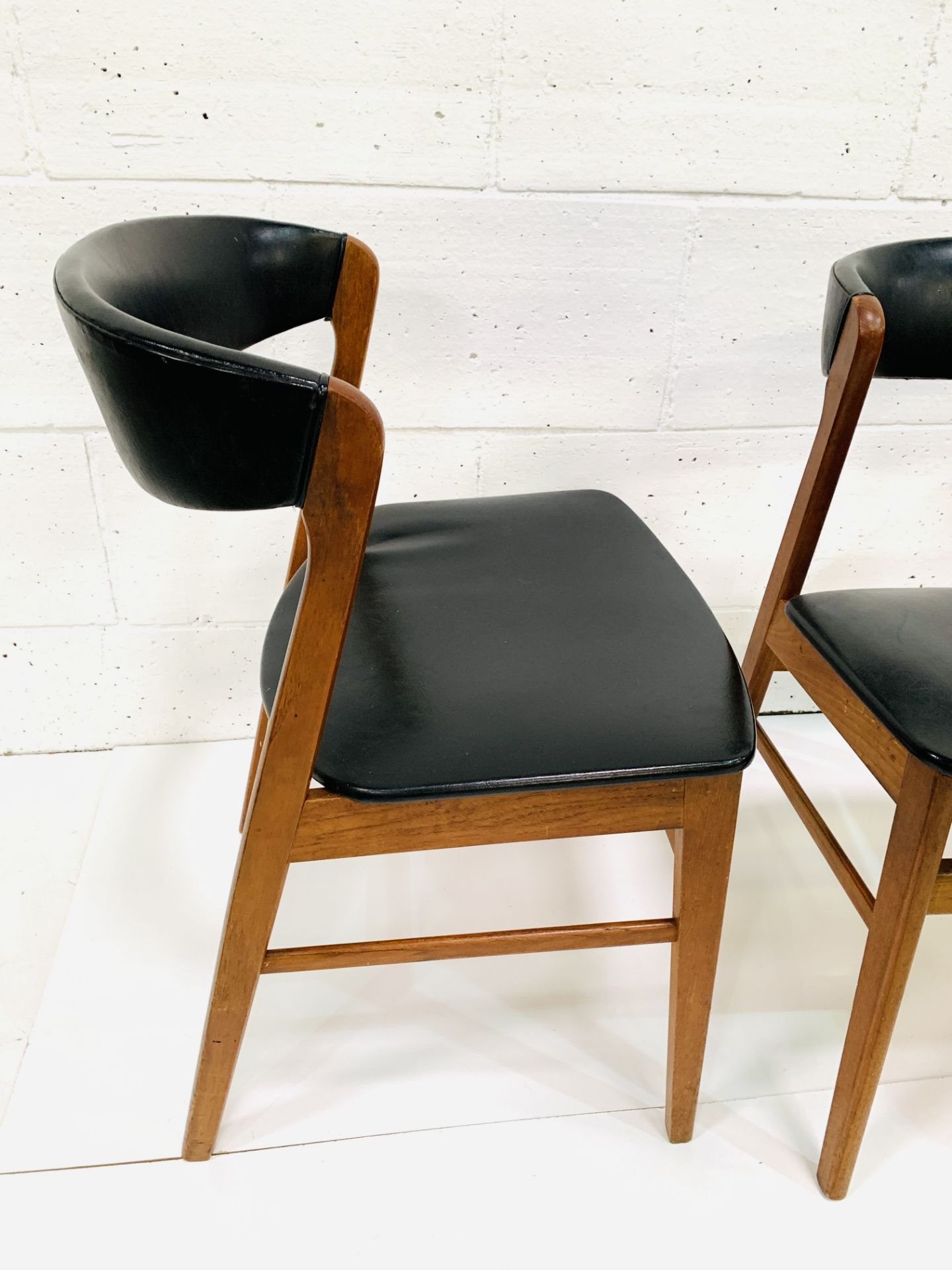 Six 1960's teak framed chairs - Image 4 of 7