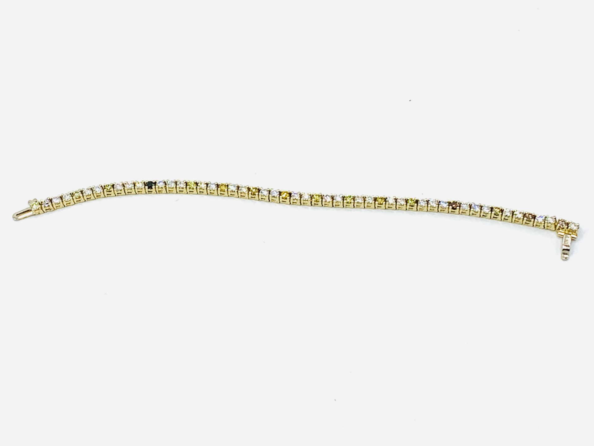 14ct gold and diamond tennis bracelet - Image 2 of 4