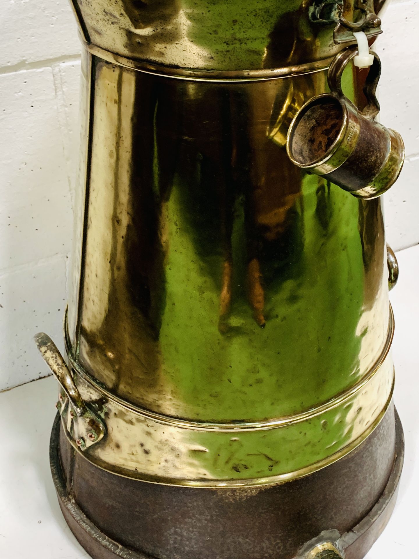 Victorian brass and metal cone shaped milk churn - Image 7 of 11