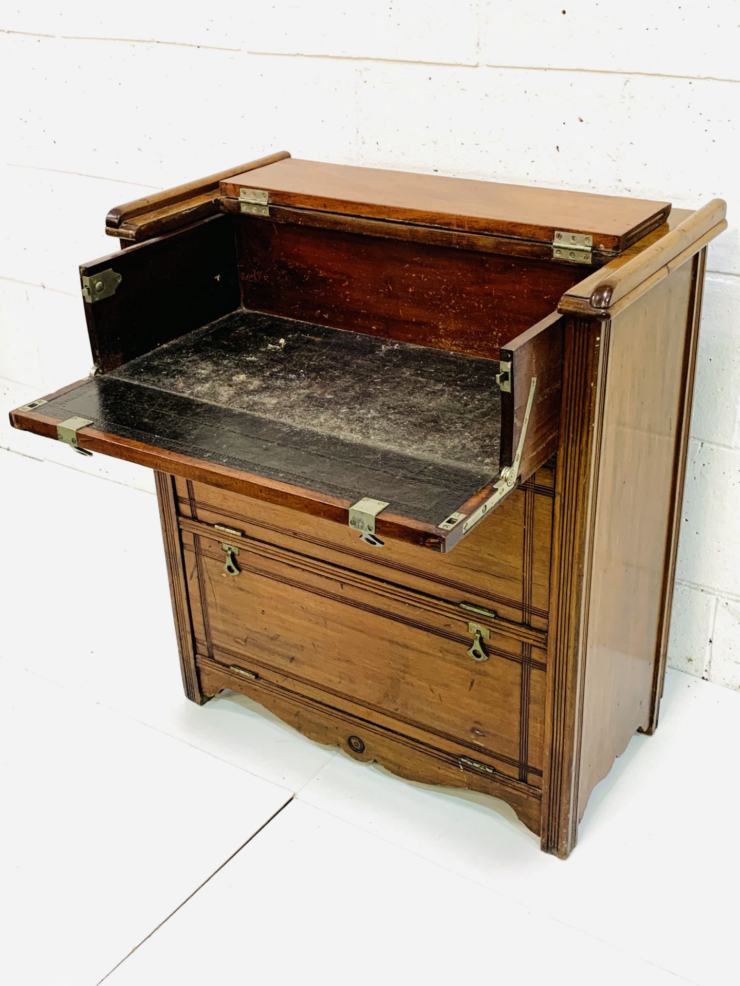 Late Victorian / Edwardian mahogany bureau - Image 2 of 8