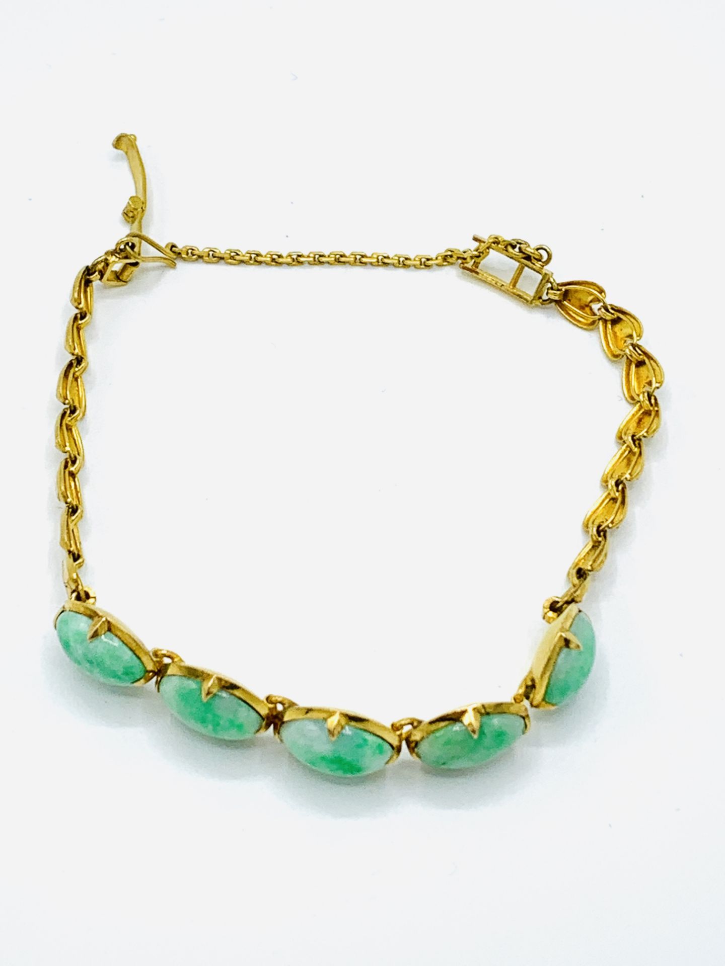 18ct gold nephrite-jade set bracelet - Image 2 of 6