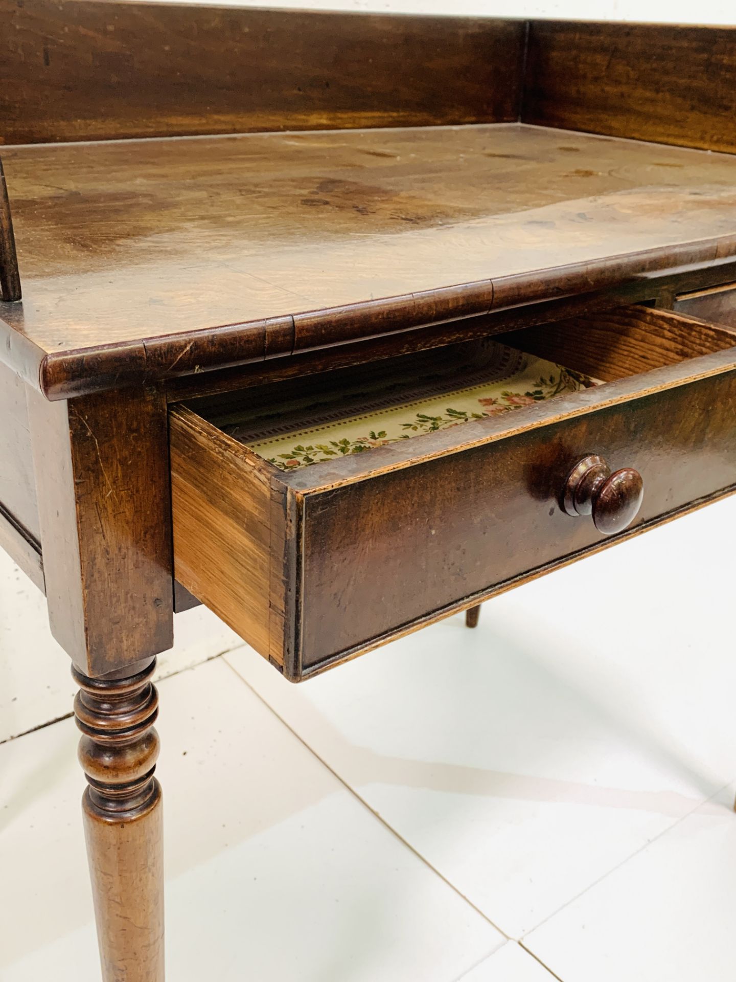 Mahogany wash stand - Image 4 of 5