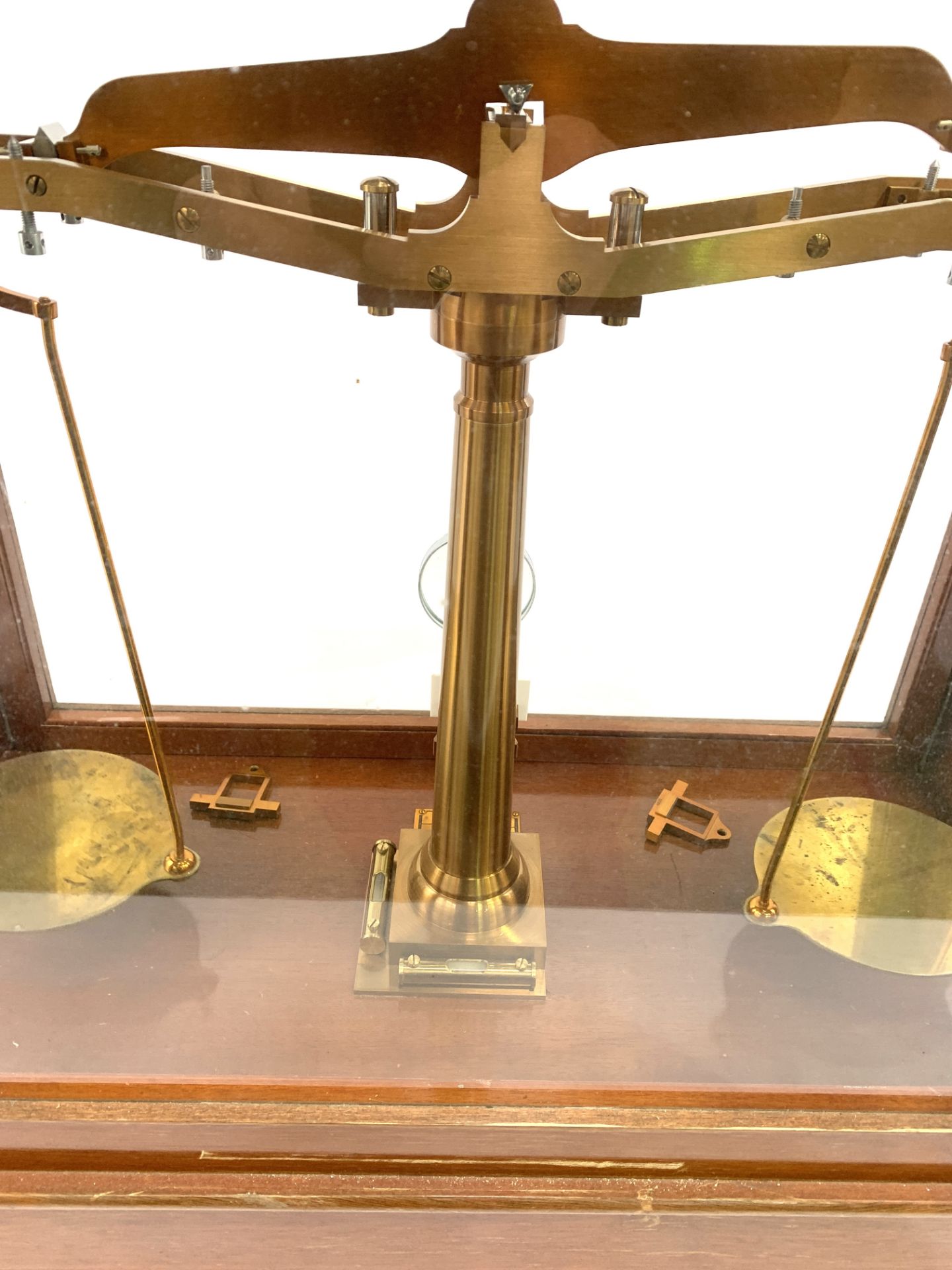 A set of brass balance scales to test 1lb by De Grave, Short and Co Ltd, London, - Image 7 of 7