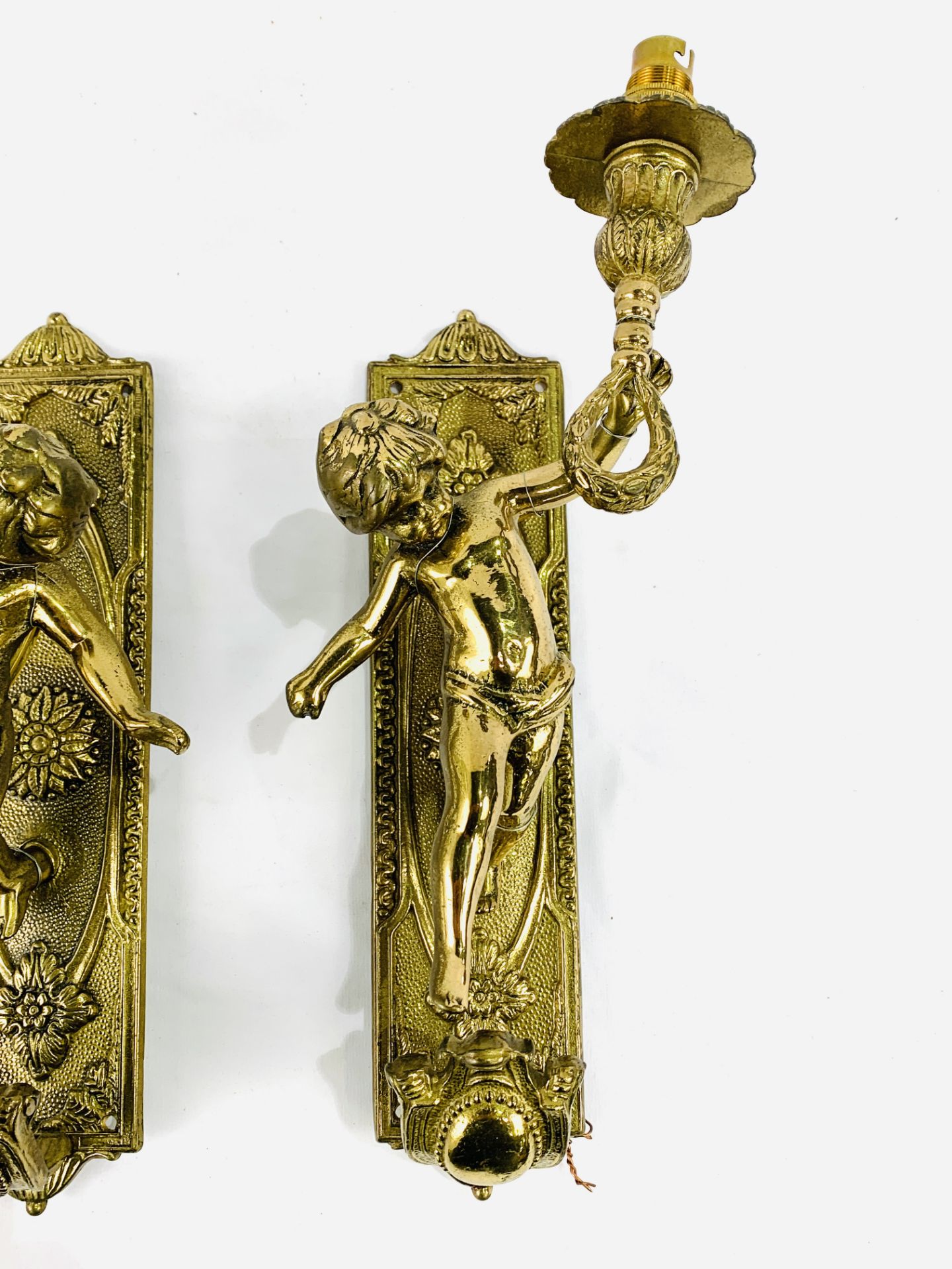 Pair of solid brass electric cherubic wall sconces complete with wooden mounts - Image 2 of 2
