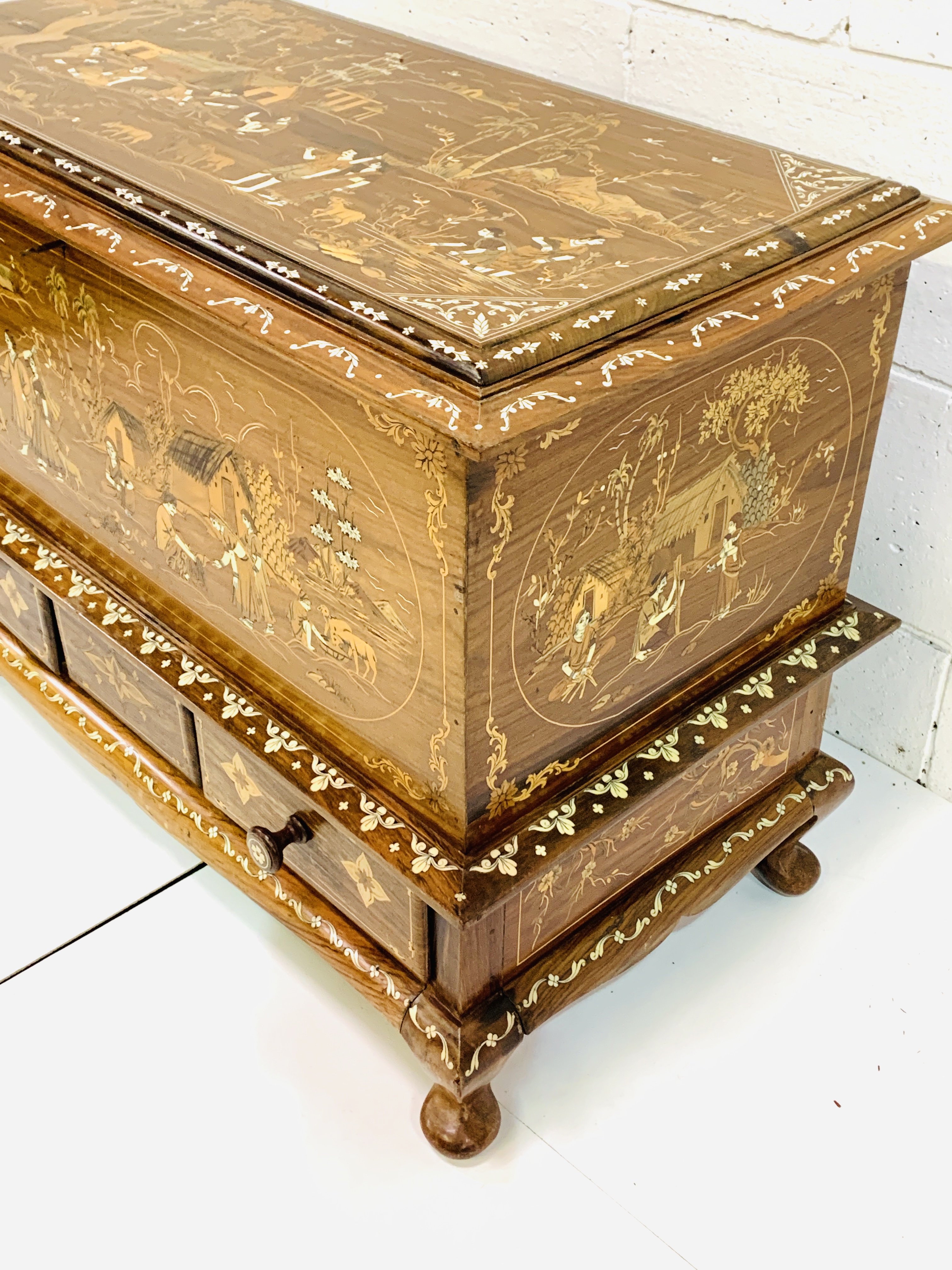 Indian inlaid chest - Image 3 of 9