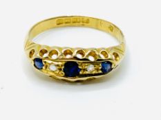 18ct gold sapphire and diamond ring