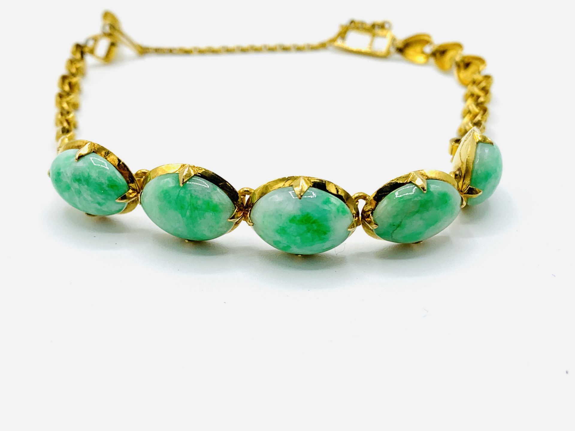 18ct gold nephrite-jade set bracelet - Image 5 of 6