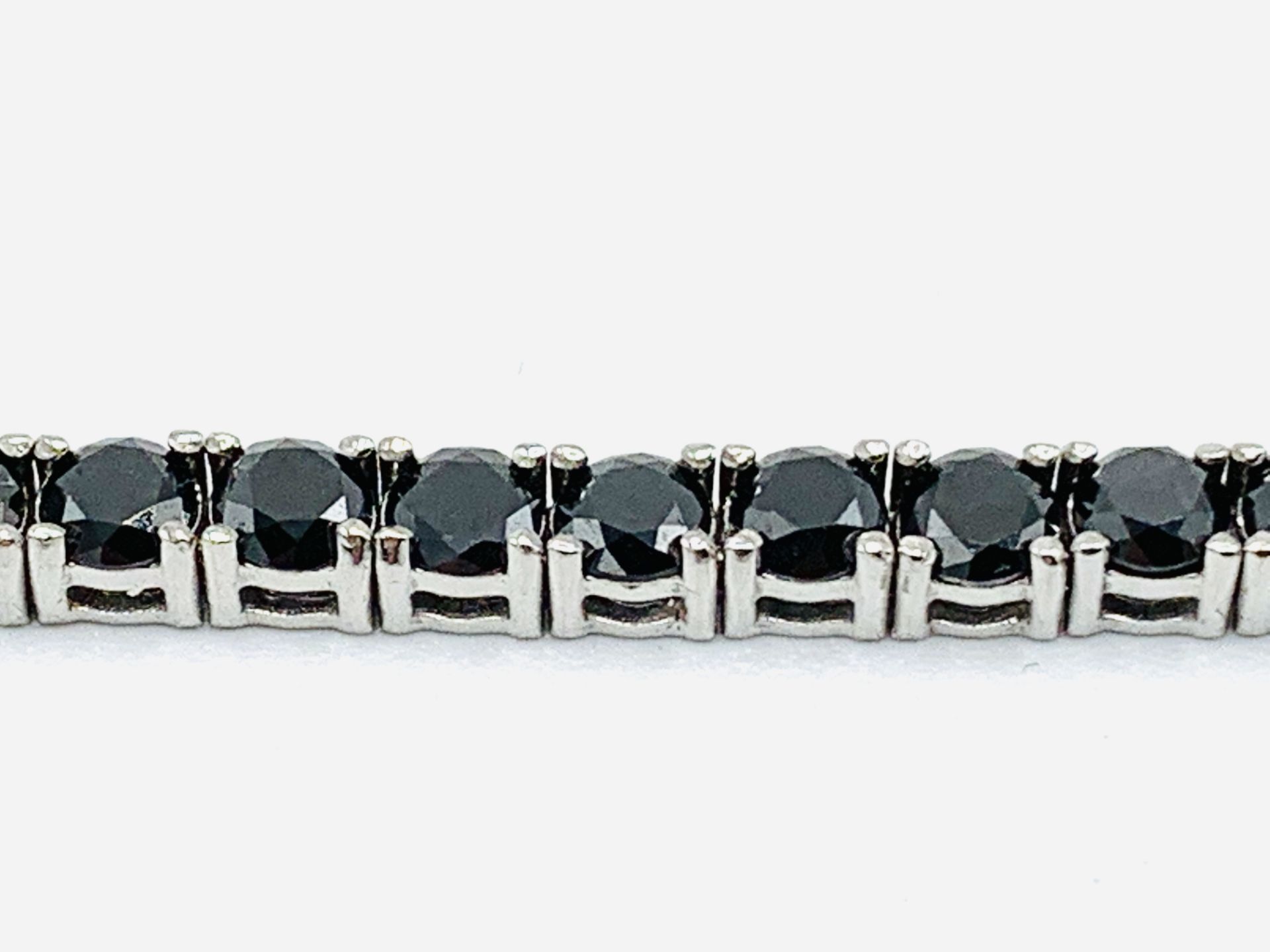 18ct white gold and black diamond tennis bracelet