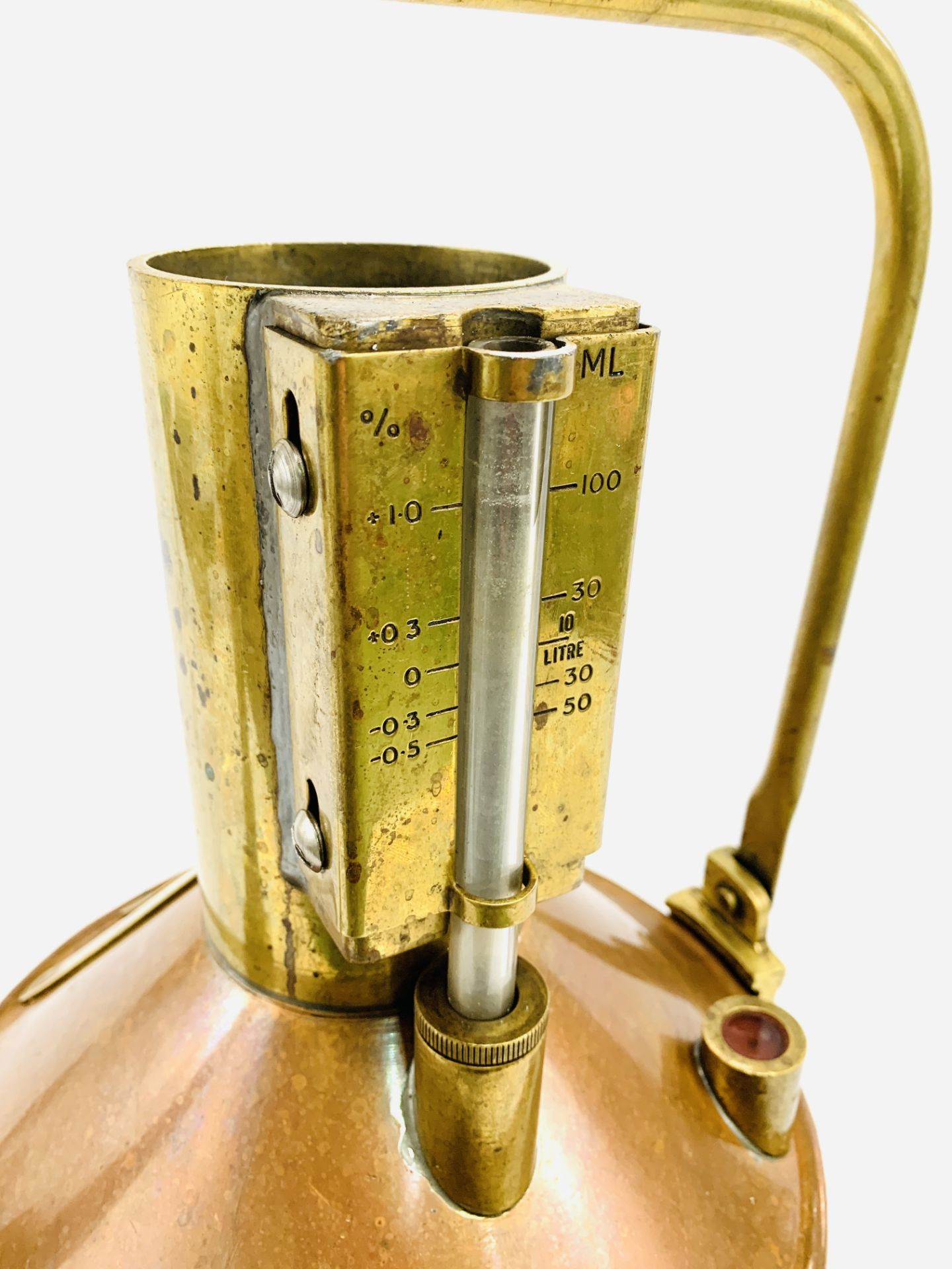 Brass and copper 10 litre petrol measure - Image 3 of 3