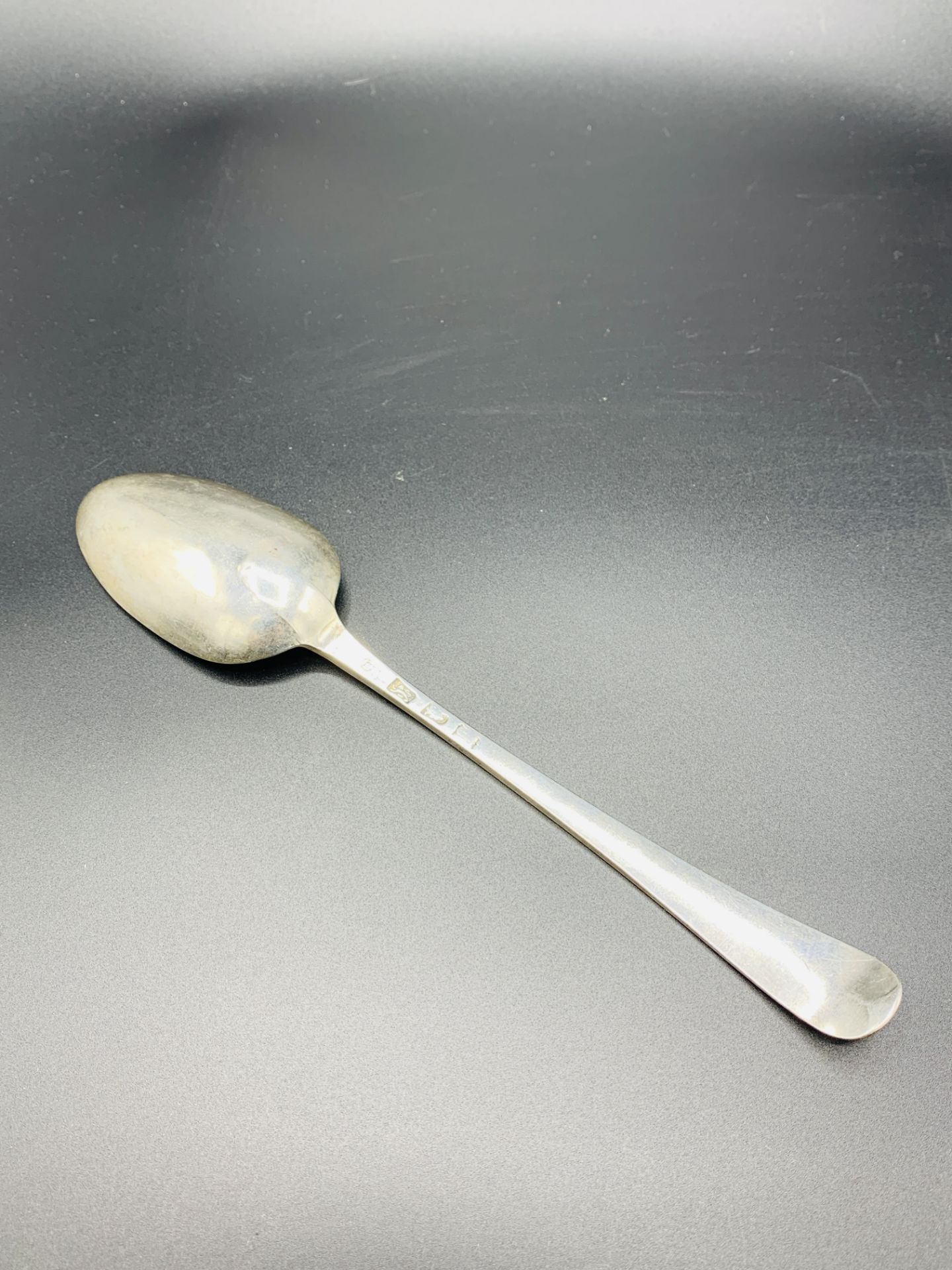 Mid-18th century silver serving spoon - Image 2 of 3