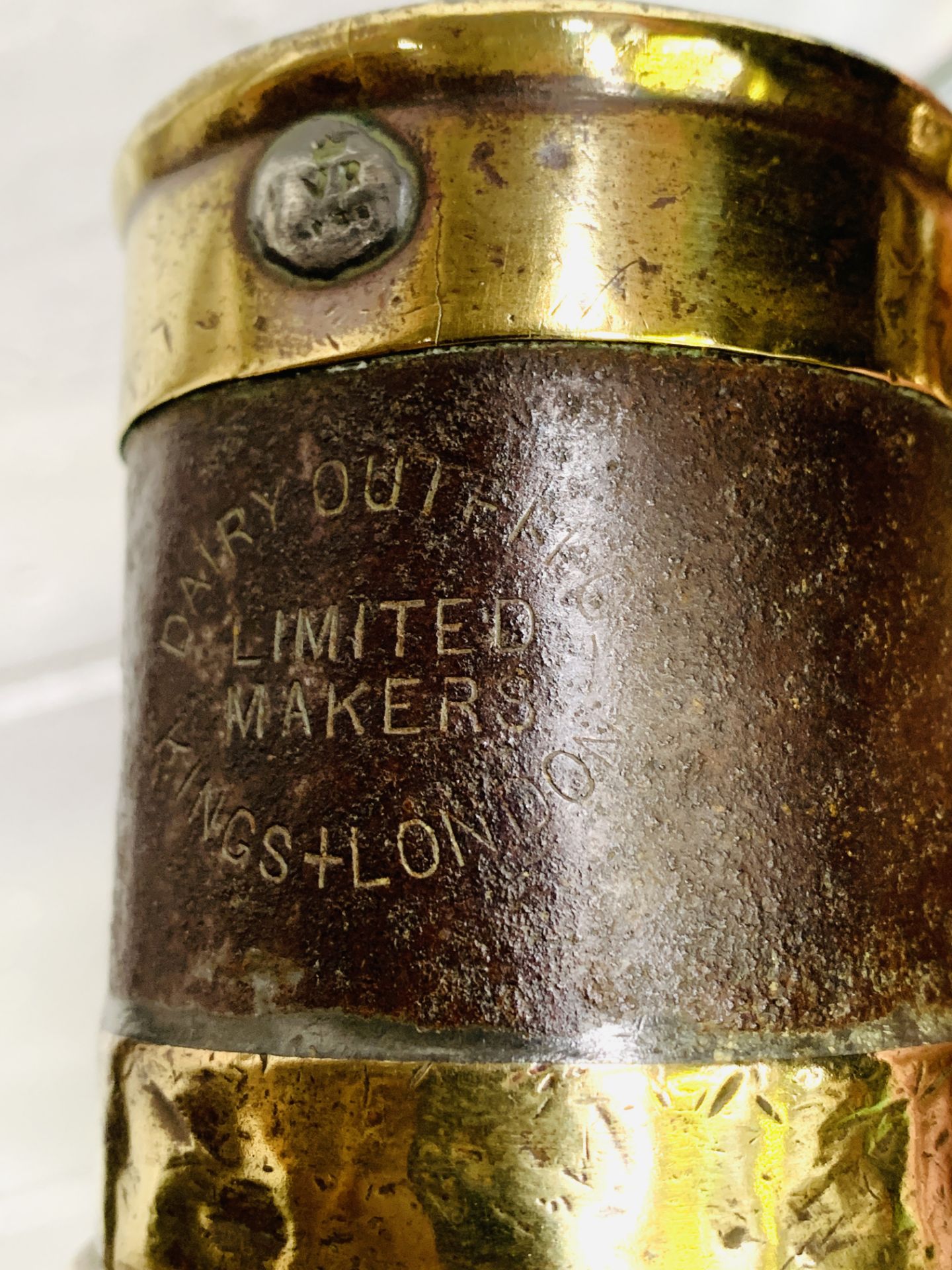 Victorian brass and metal cone shaped milk churn - Image 3 of 11