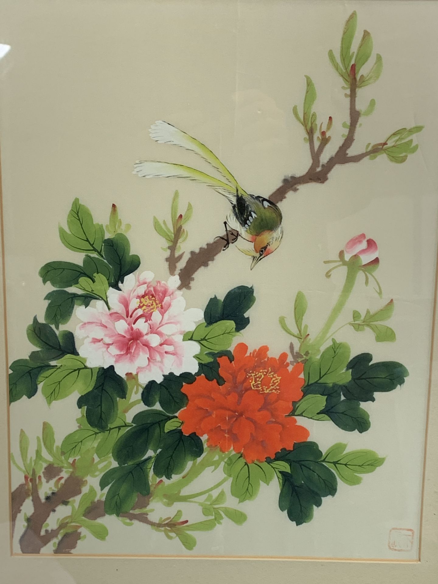 Framed and glazed Oriental watercolour on silk of a bird in a bush with flowers - Image 2 of 2