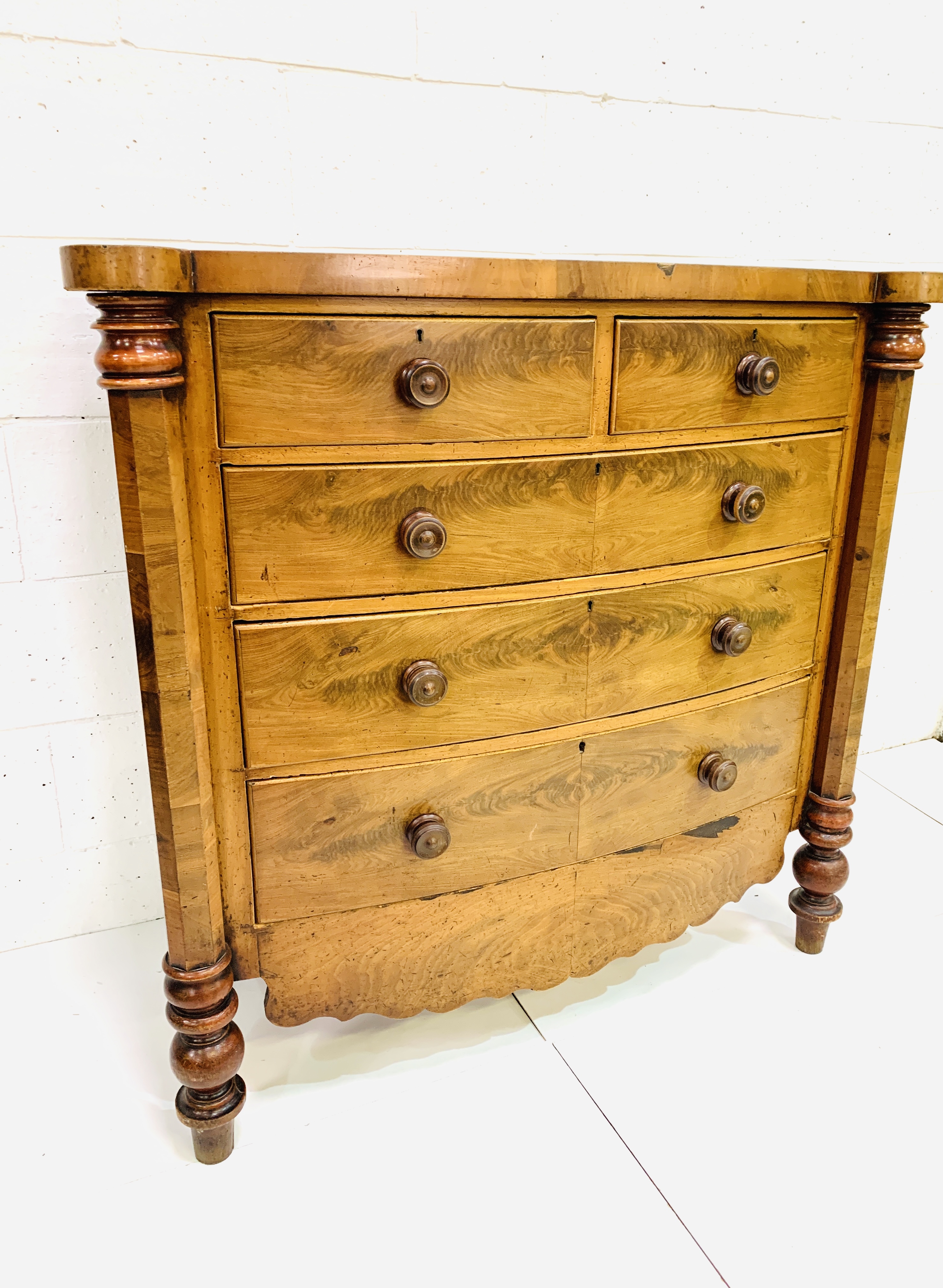 Victorian mahogany veneer Scotch chest of drawers - Image 2 of 8