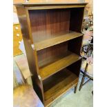 Mahogany open bookshelves