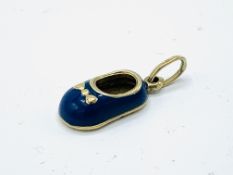 9ct gold young child's shoe charm