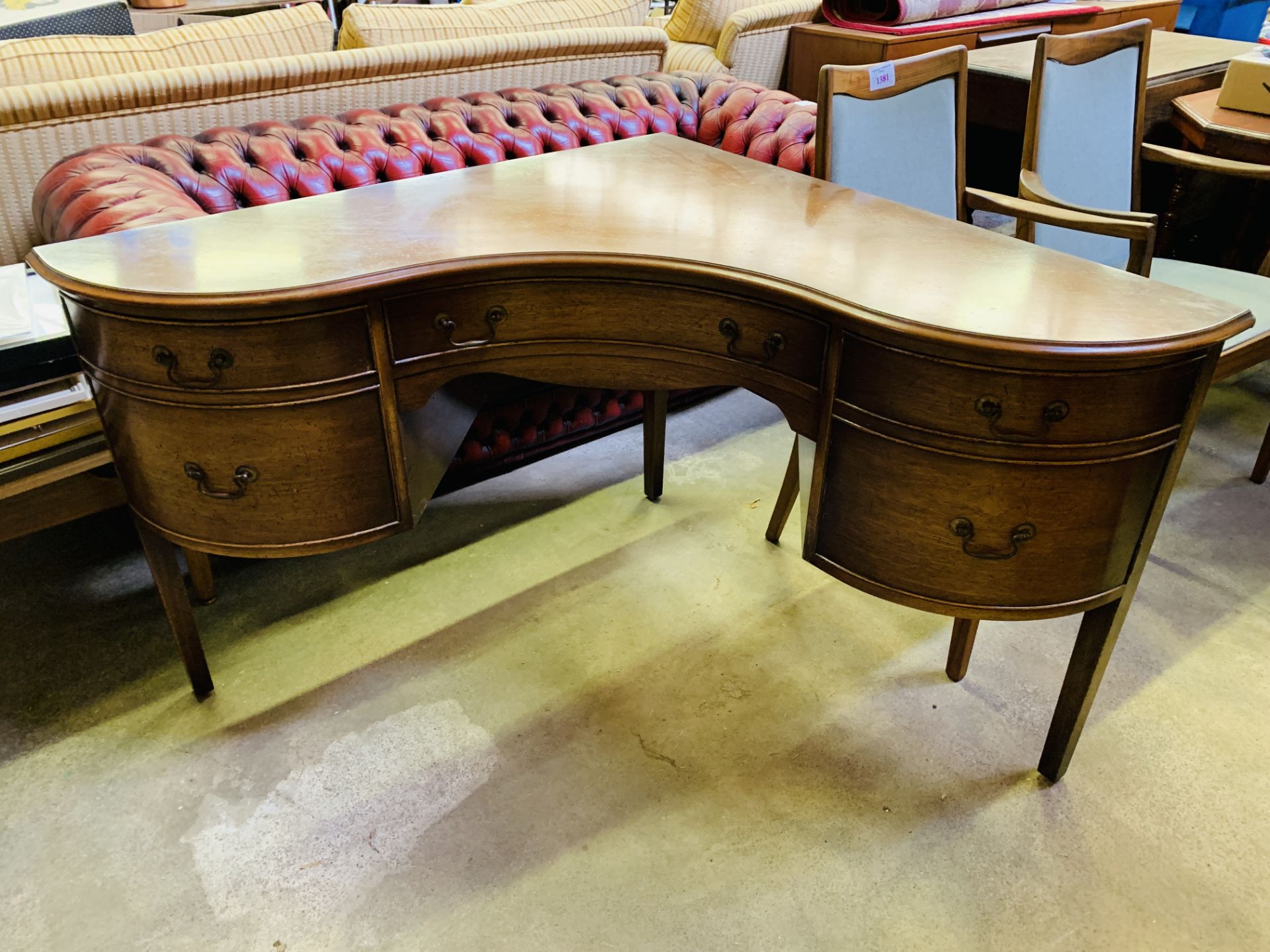 Bevan Funnell Ltd mahogany reproduction corner dressing table