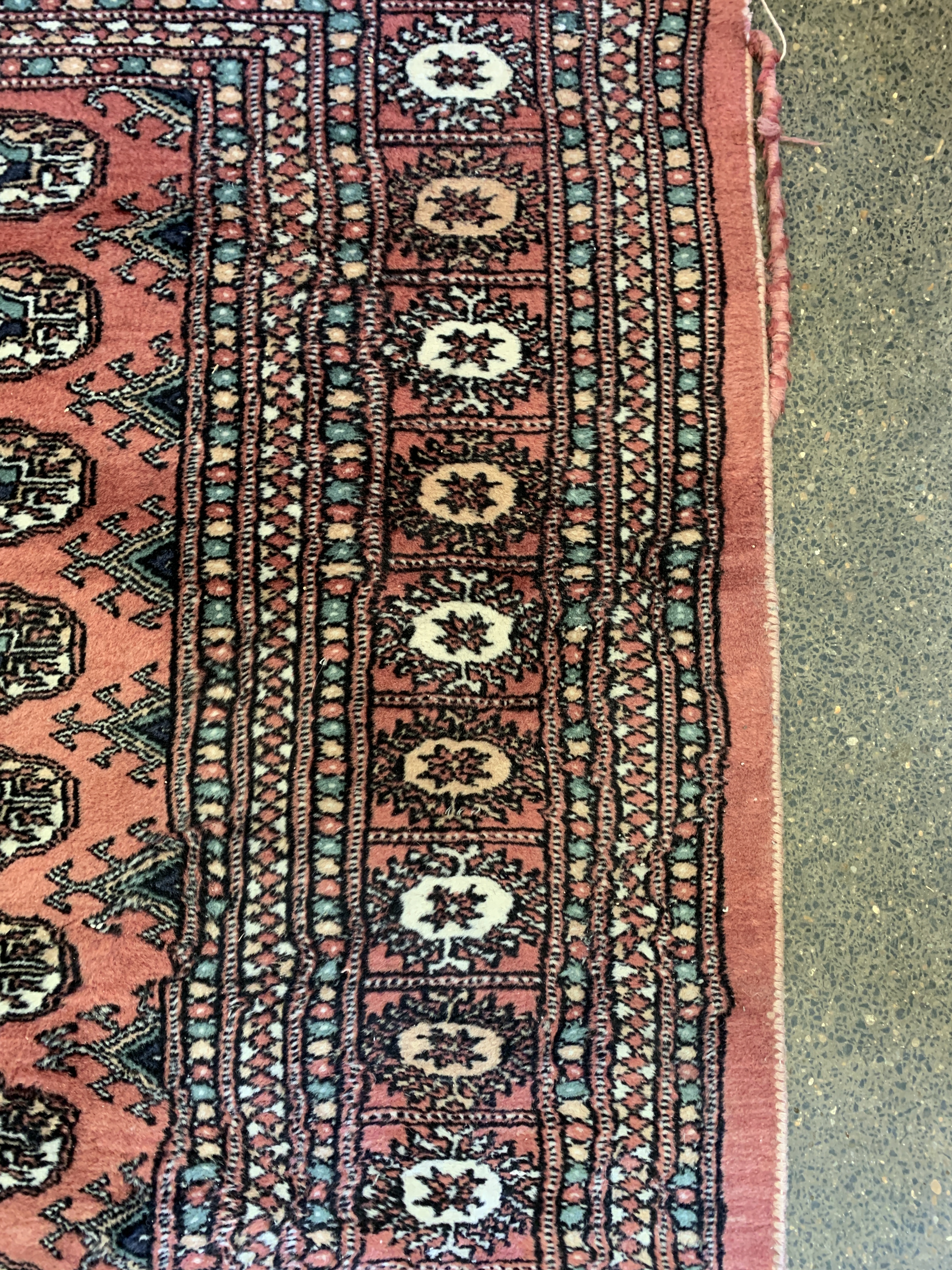 Two dark pink ground carpets - Image 3 of 5