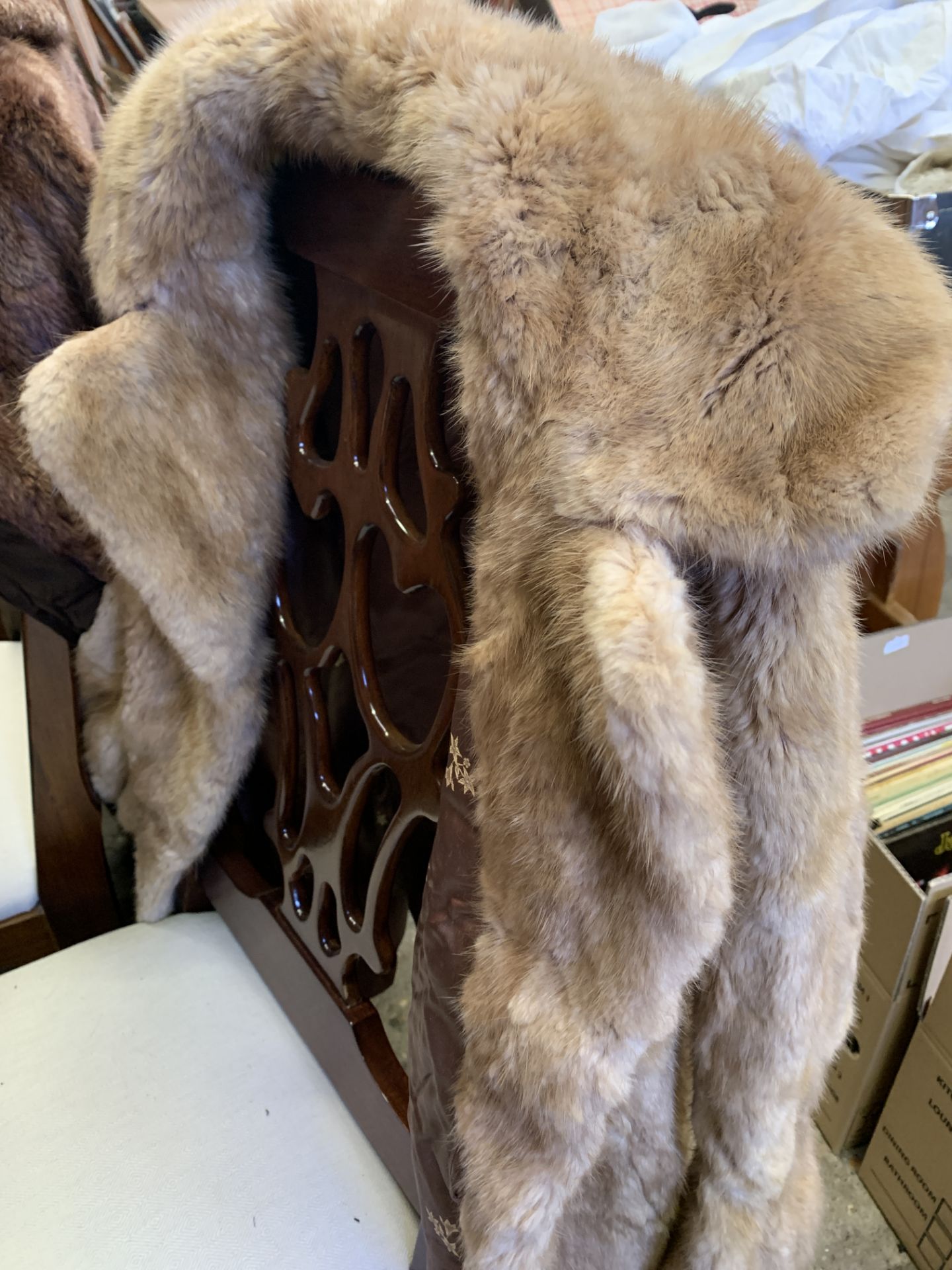 Two fur coats. - Image 3 of 5