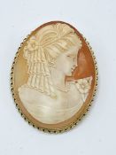 9ct yellow gold cameo brooch