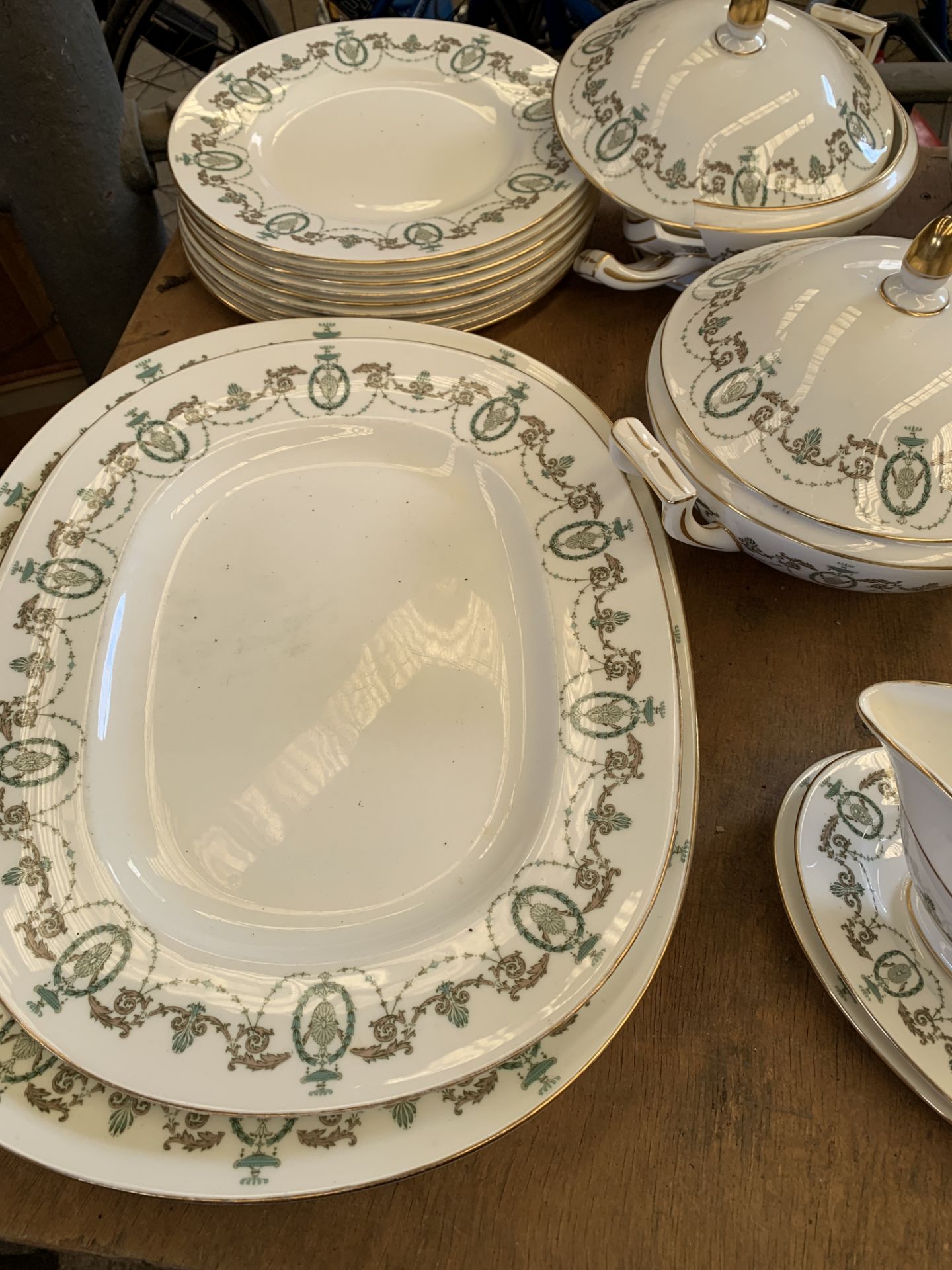 Minton "Adam" bone china dinnerware - Image 5 of 5