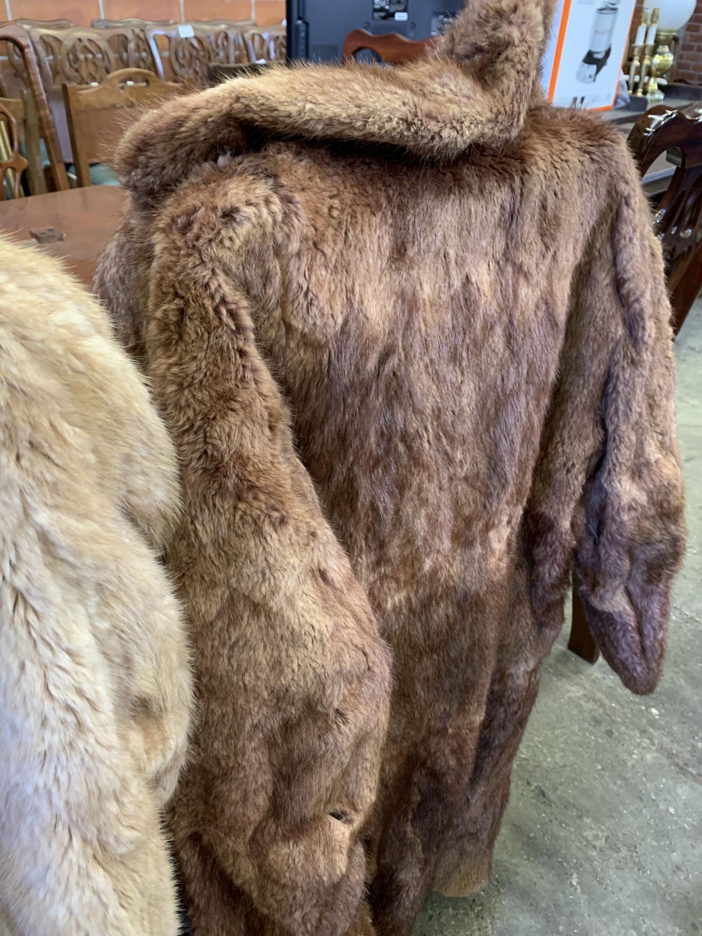 Two fur coats. - Image 2 of 5