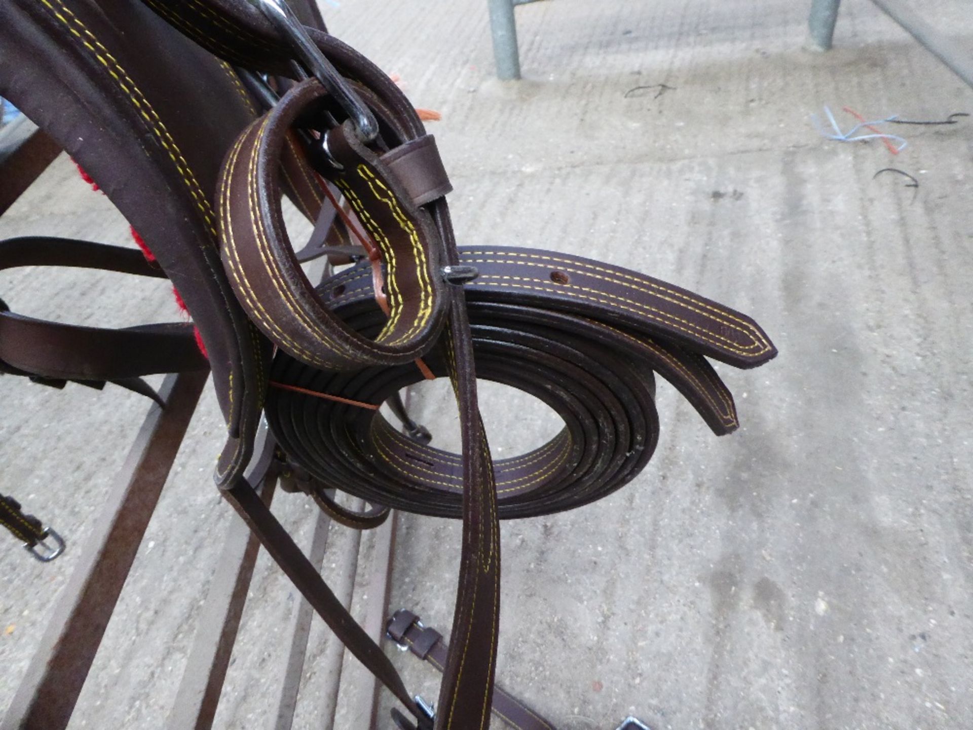 Set of brown cob size breastcollar harness with whitemetal fittings - carries VAT - Image 3 of 4