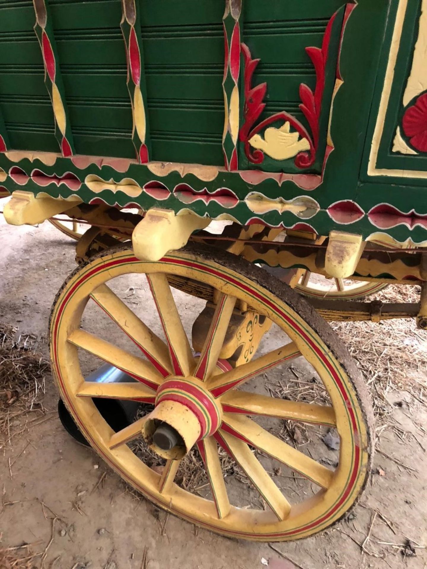 READING DUNTON WAGON, painted green with cream and red decoration - Image 7 of 19